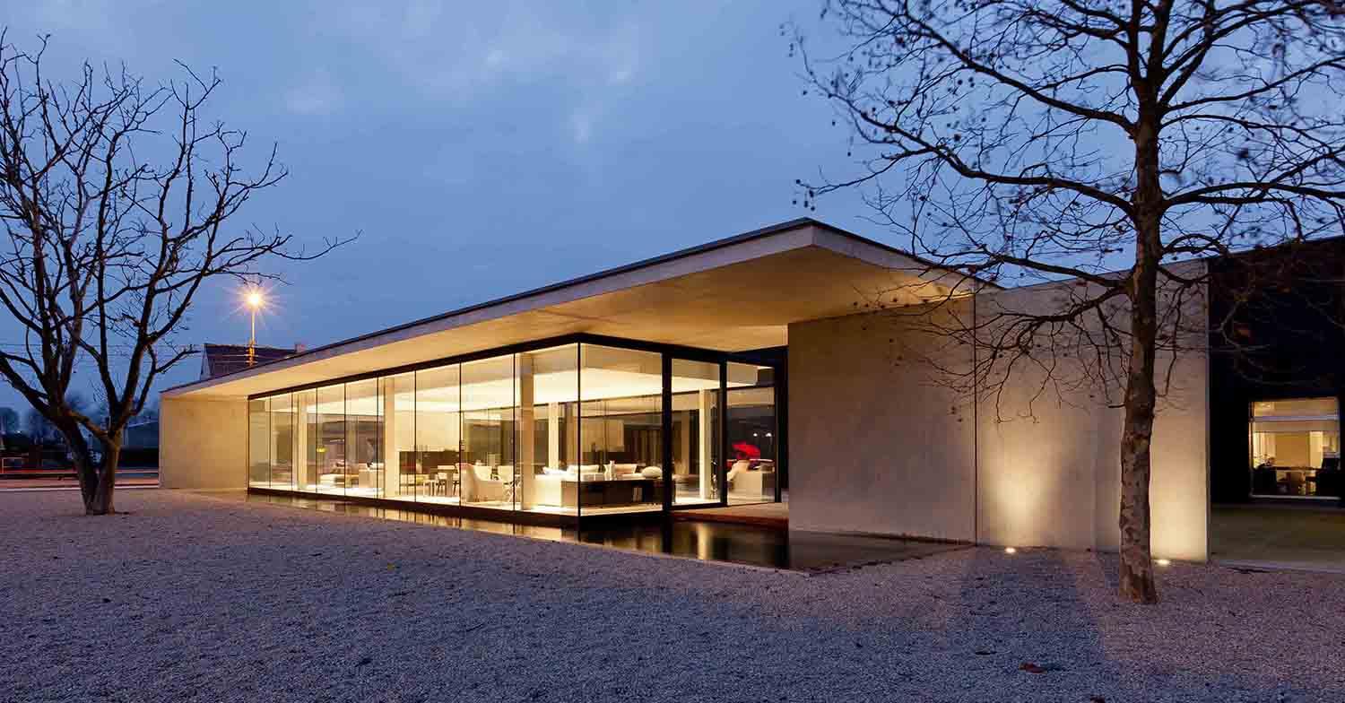OBUMEX Outdoor Showroom - image 2