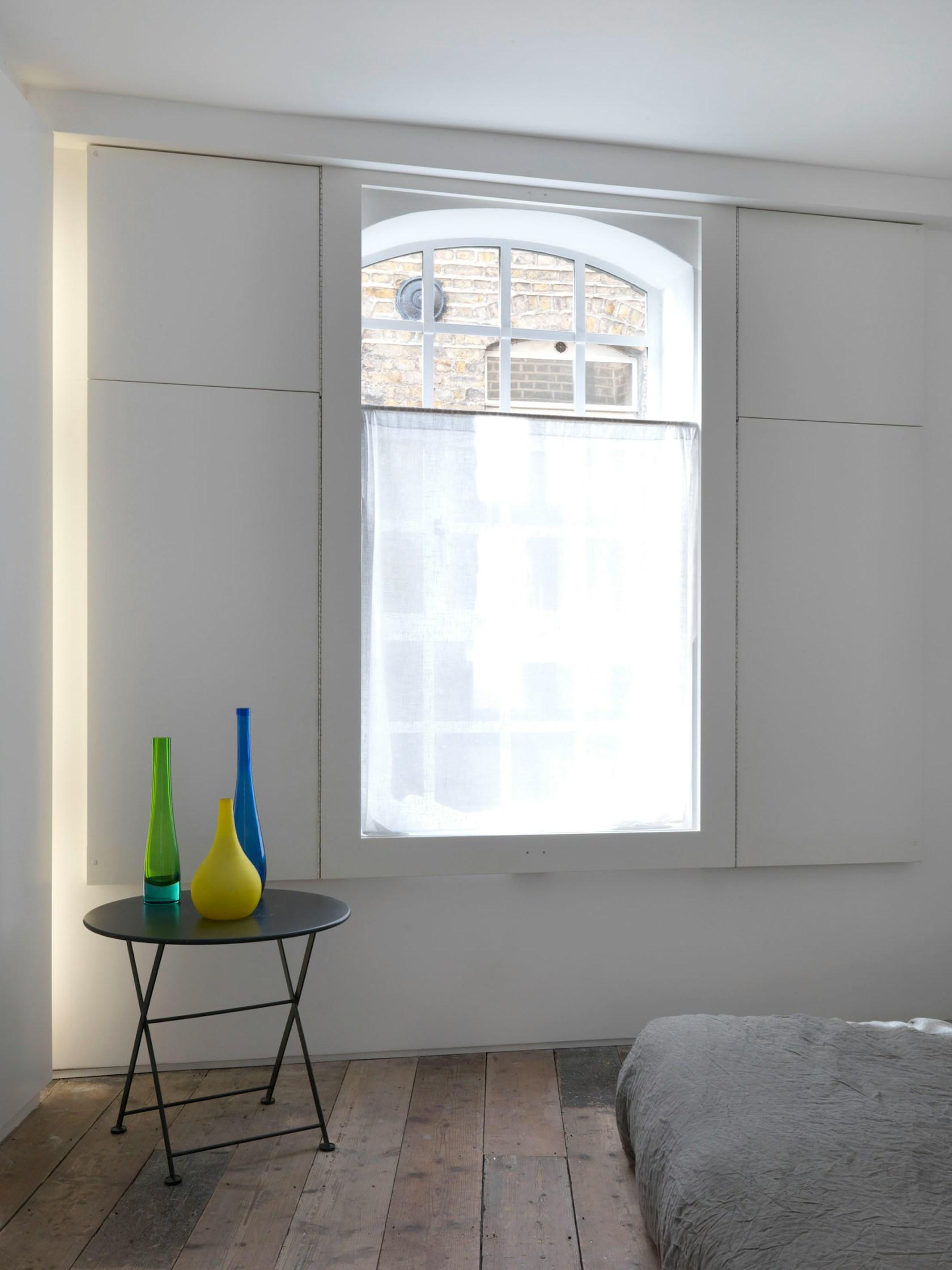 Bermondsey Warehouse Loft - image 7