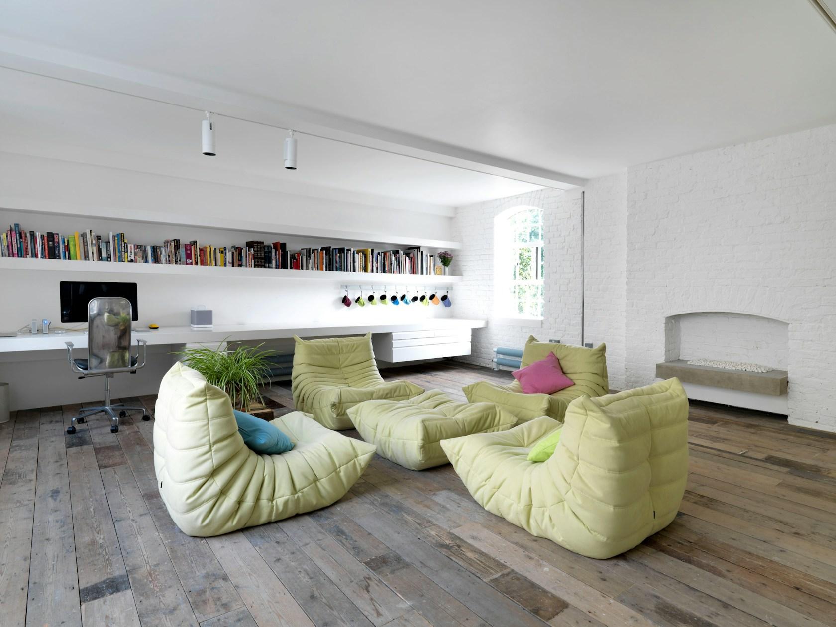 Bermondsey Warehouse Loft - image 8