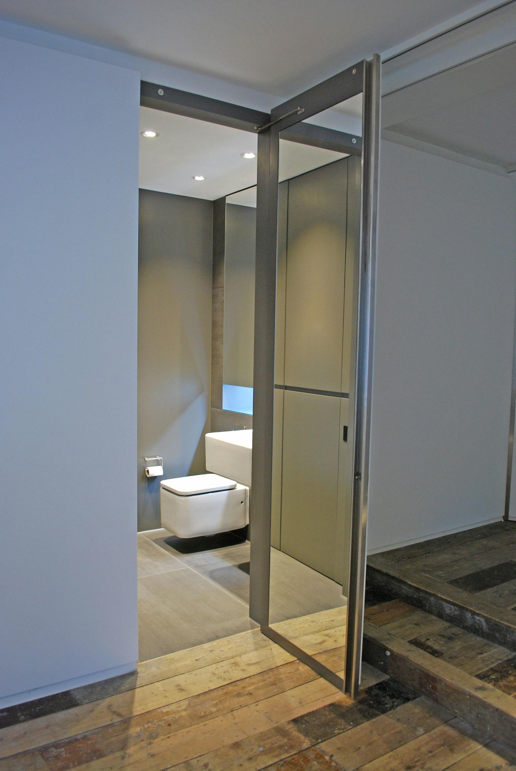 Bermondsey Warehouse Loft - image 10