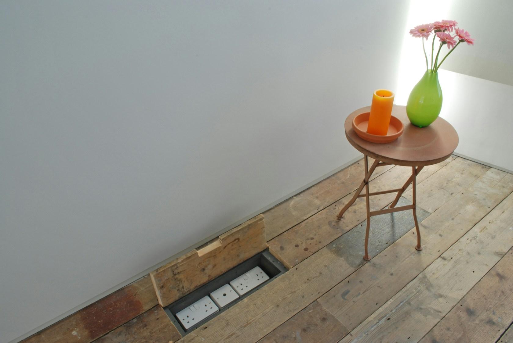 Bermondsey Warehouse Loft - image 12