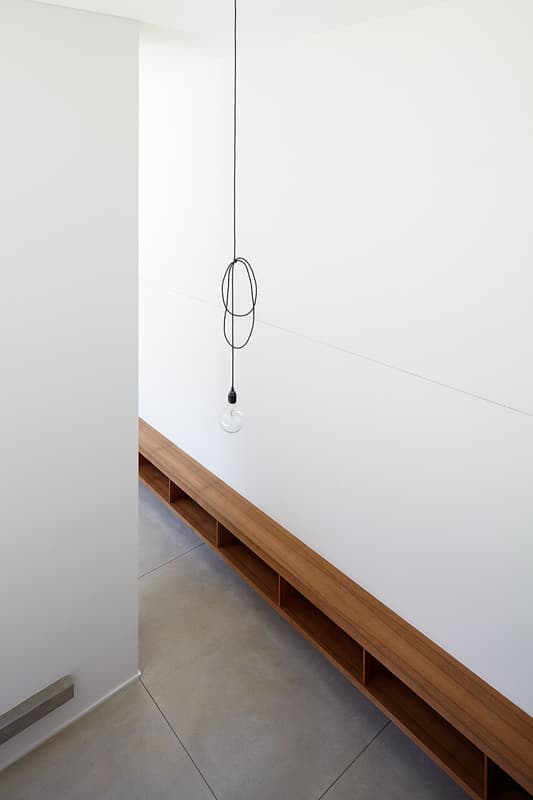 Manning Road House - image 7