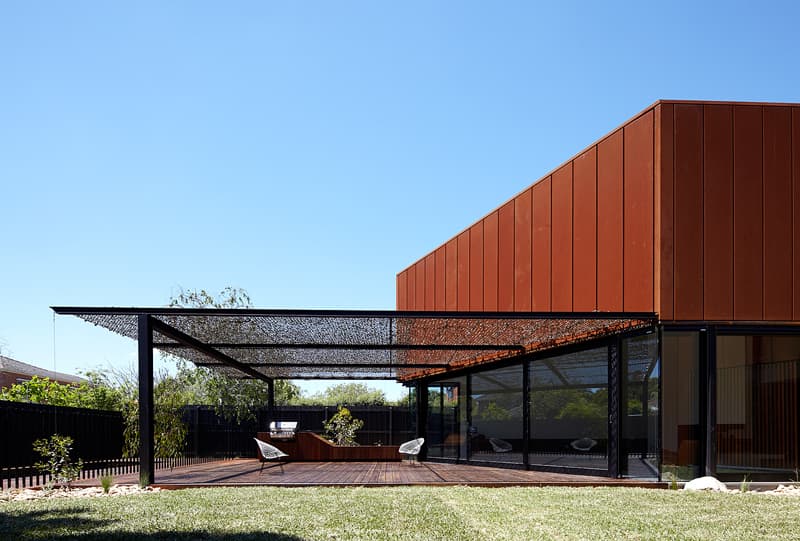 Manning Road House - image 12