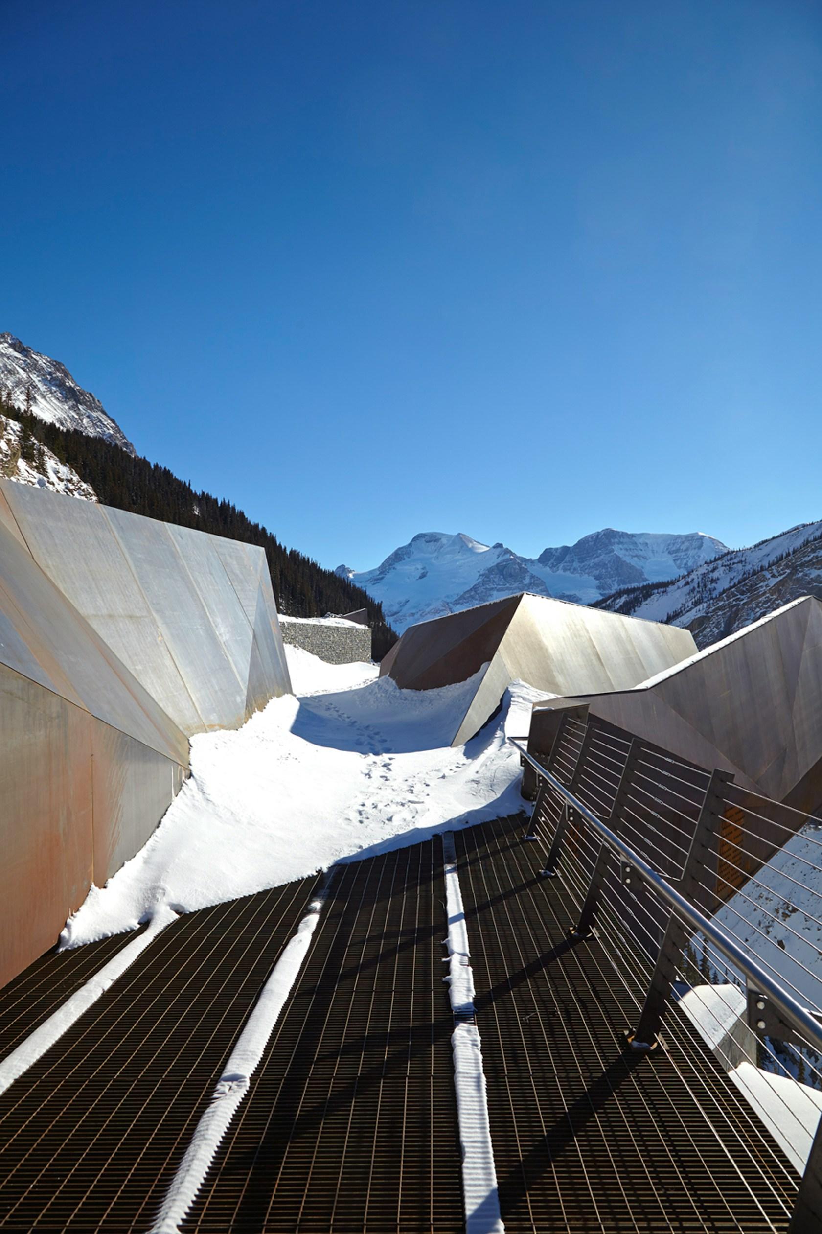 Glacier Skywalk - image 9