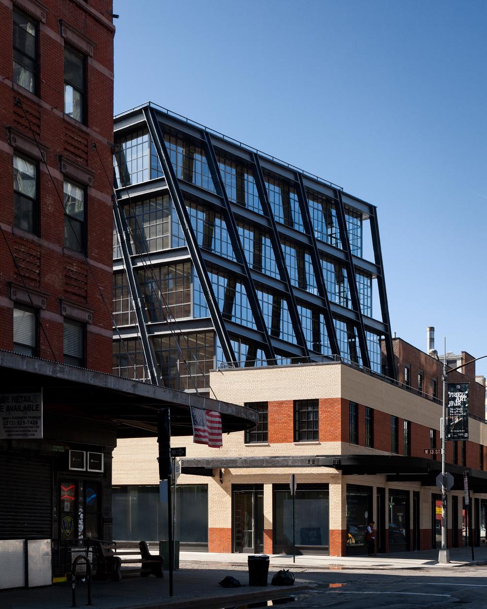 837 Washington - image 9