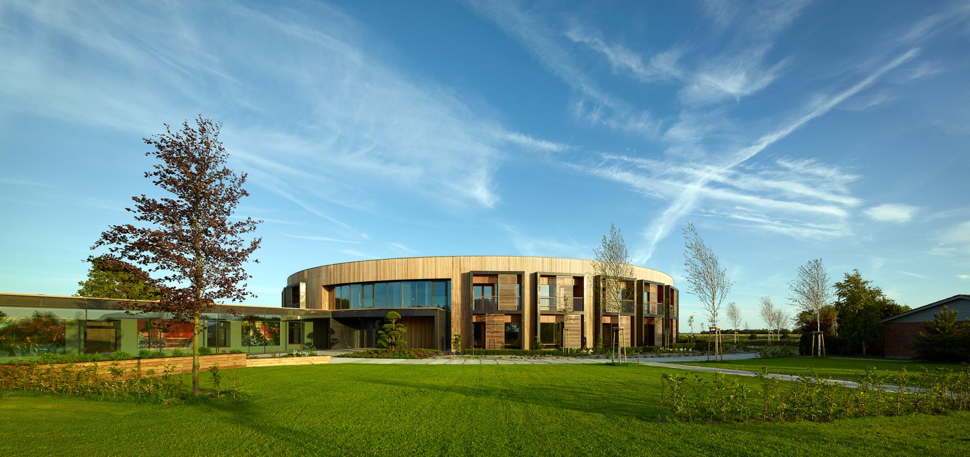 ECCO Hotel & Conference Centre - image 3