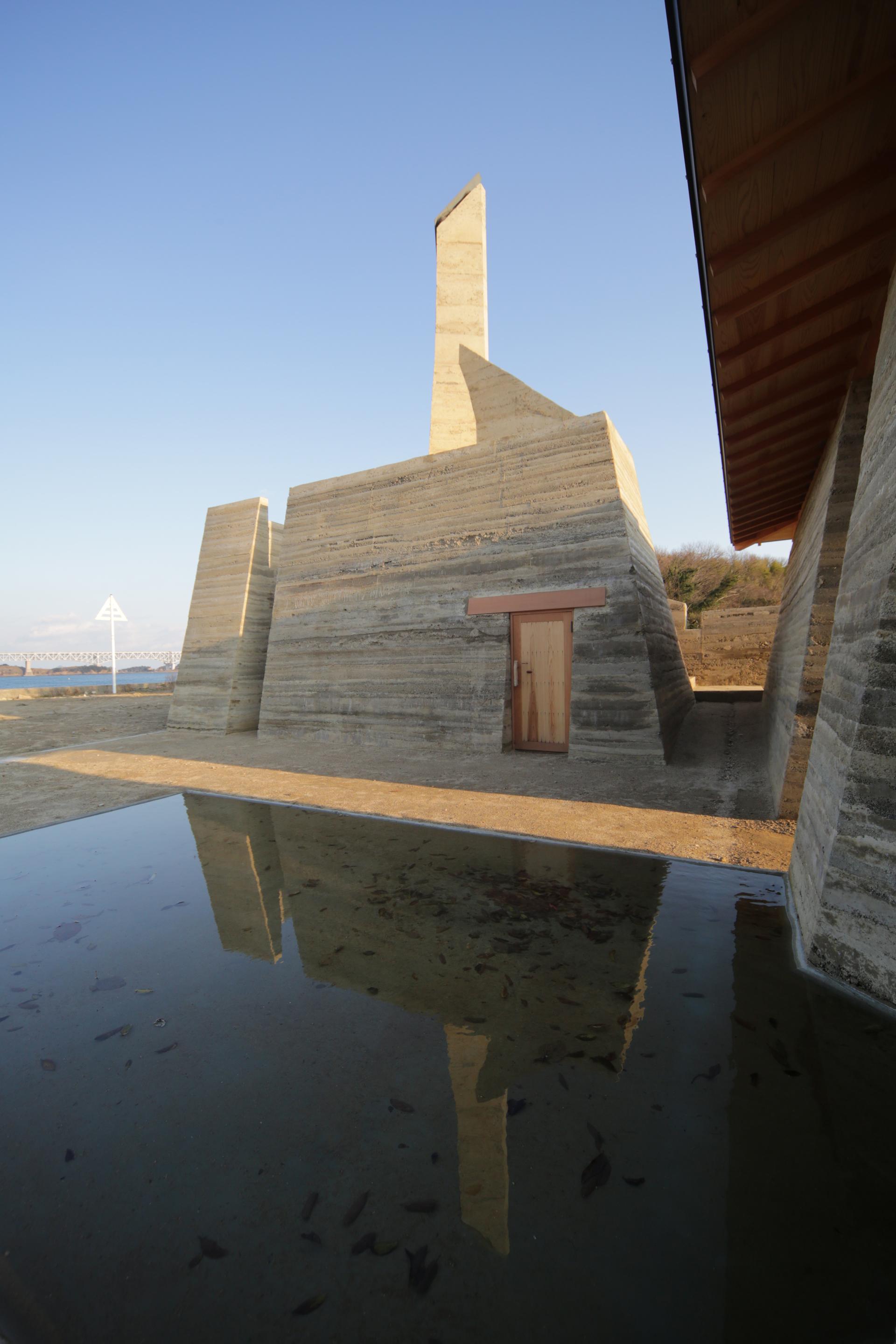 Zenkonyu × Tamping Earth (Work in the Setouchi Triennale 2013) - image 2