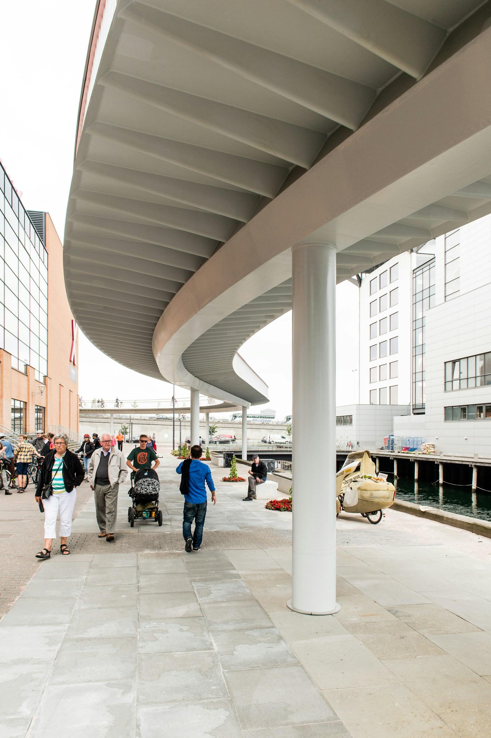 Cykelslangen/The Bicycle Snake - image 7