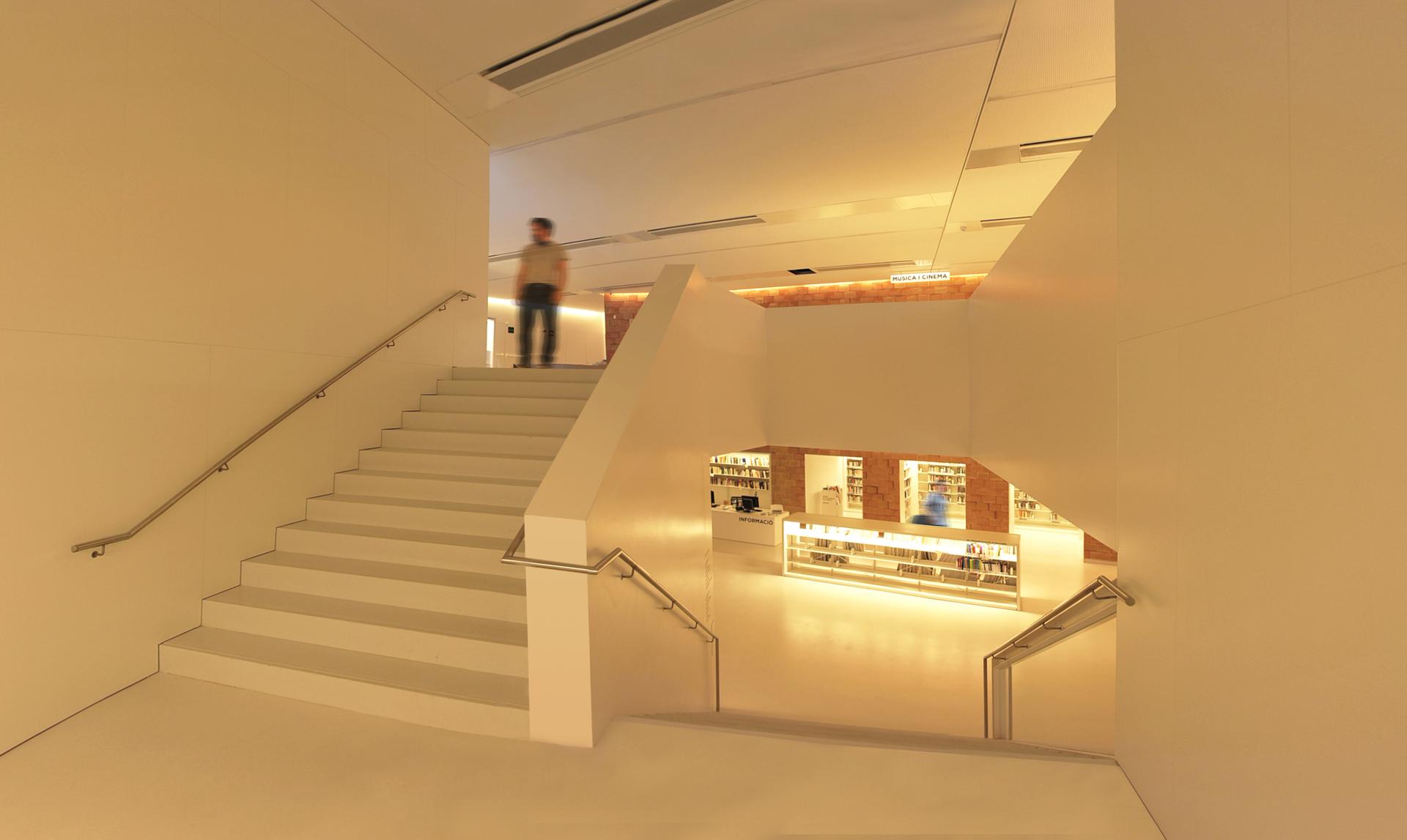 Joan Maragall Library - image 7
