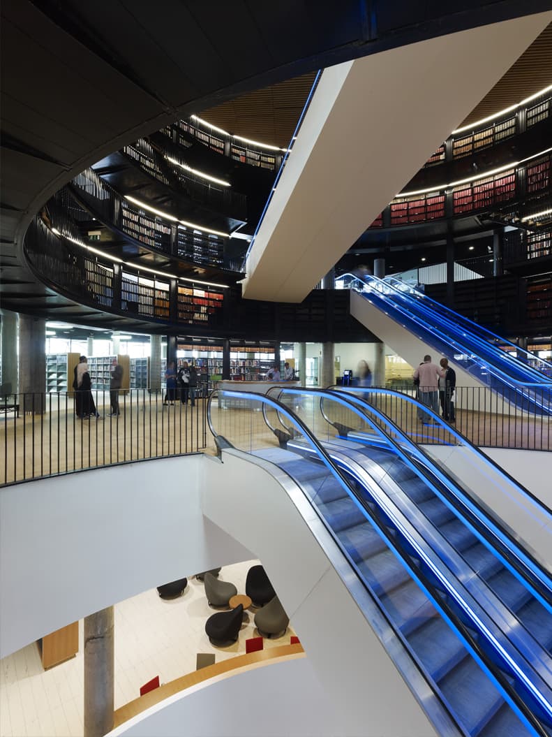 Library of Birmingham - image 10