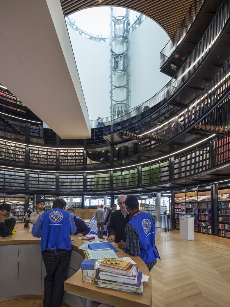 Library of Birmingham - image 11
