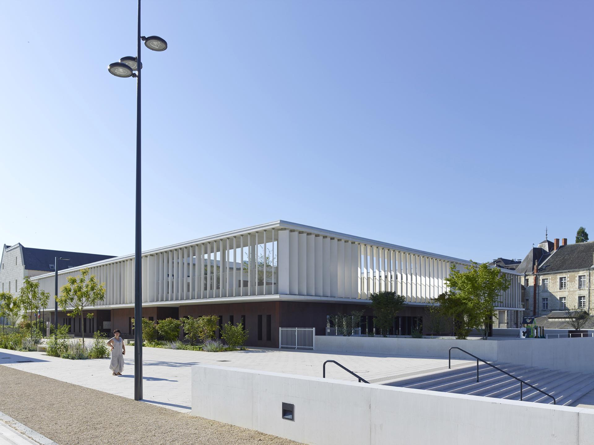 Elementary School Claudie Haigneré - image 5
