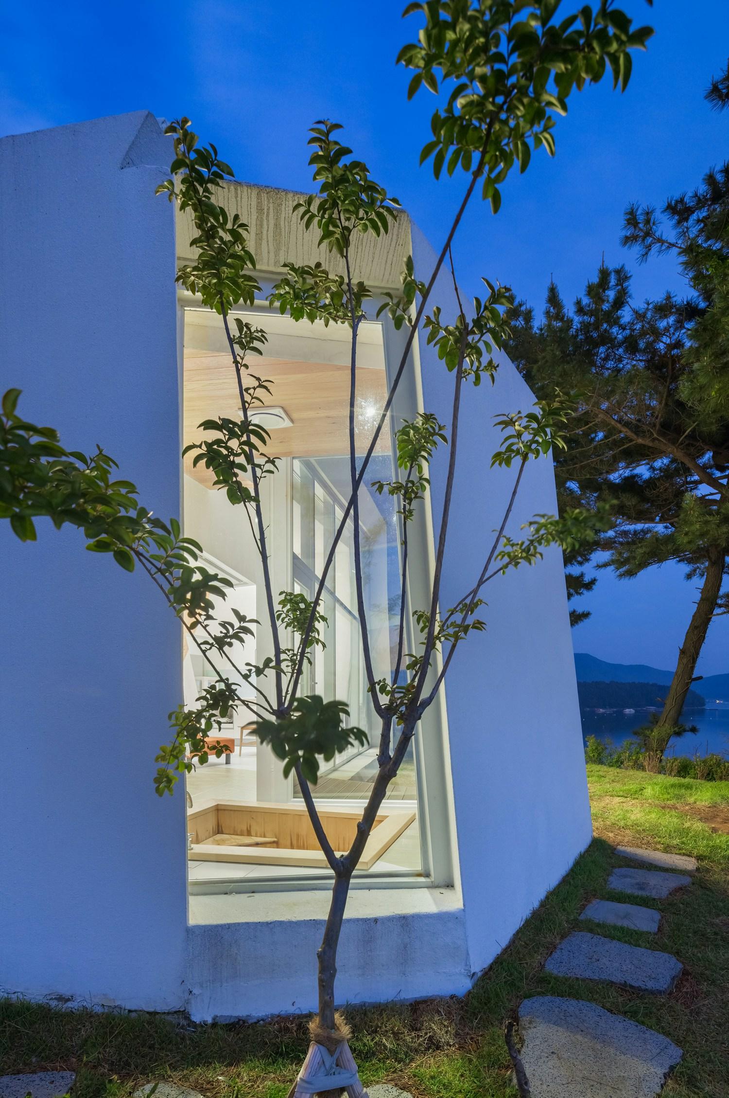 Knot House - image 11