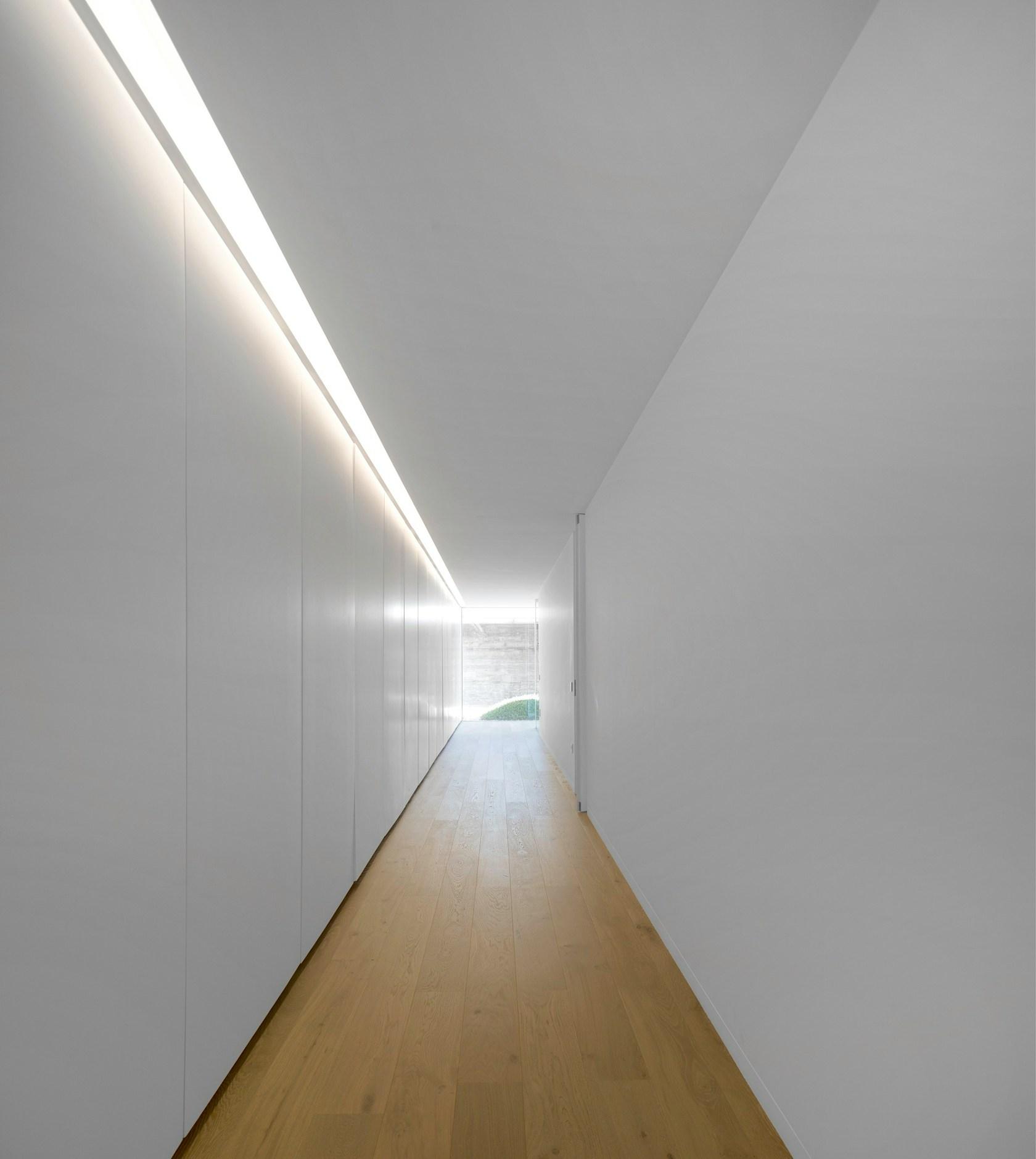 Sambade House - image 22