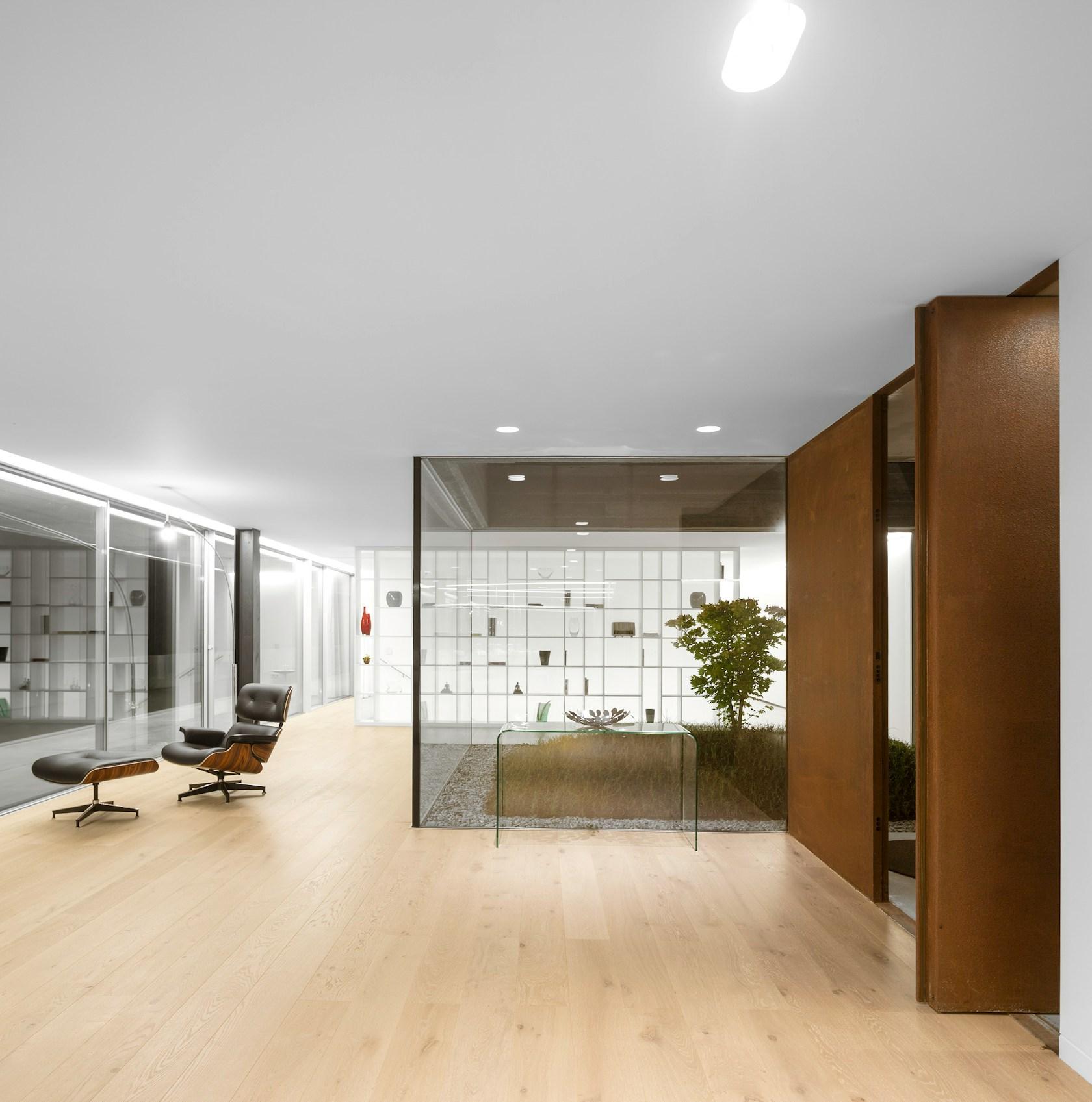 Sambade House - image 31