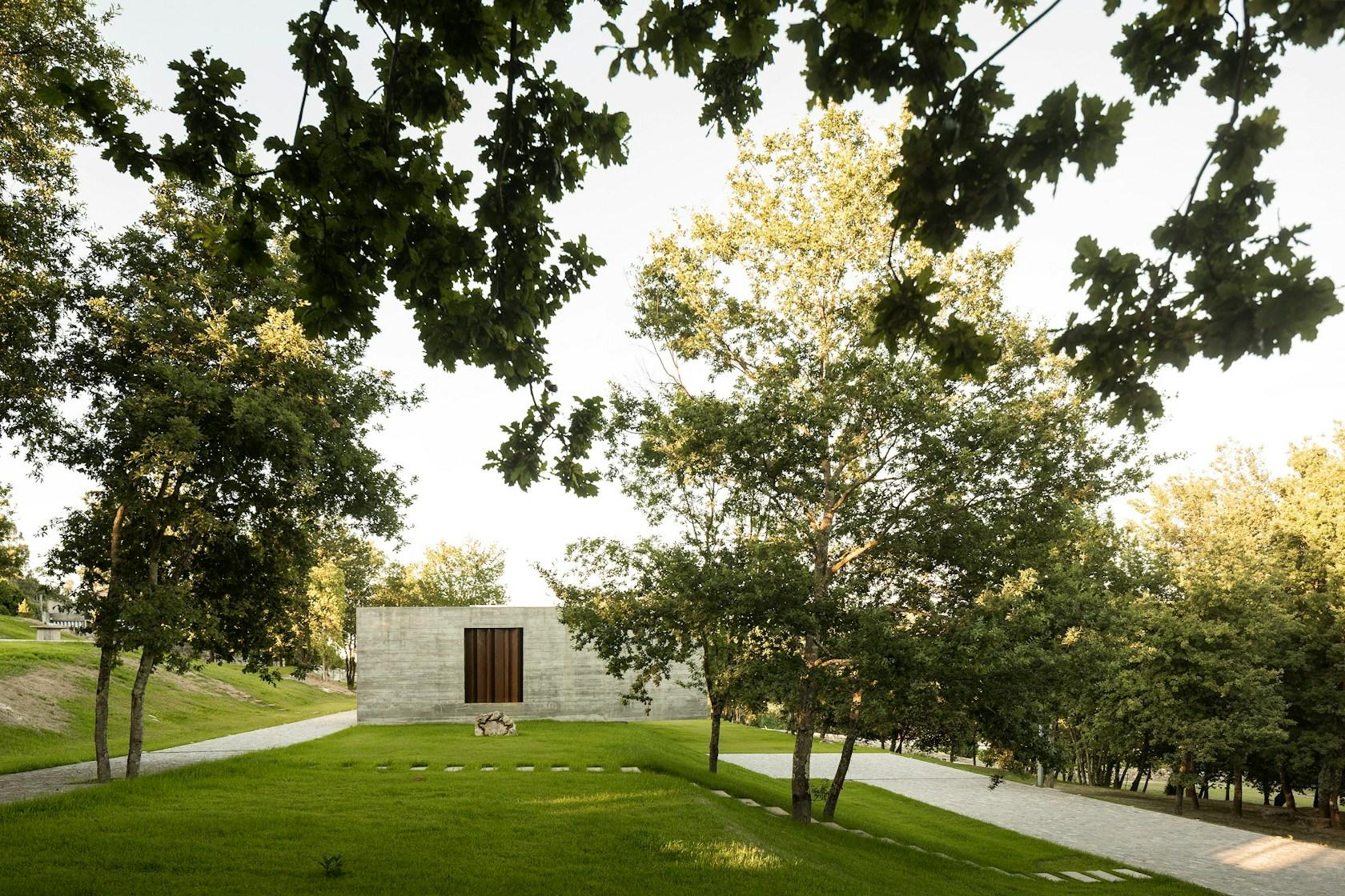 Sambade House - image 38