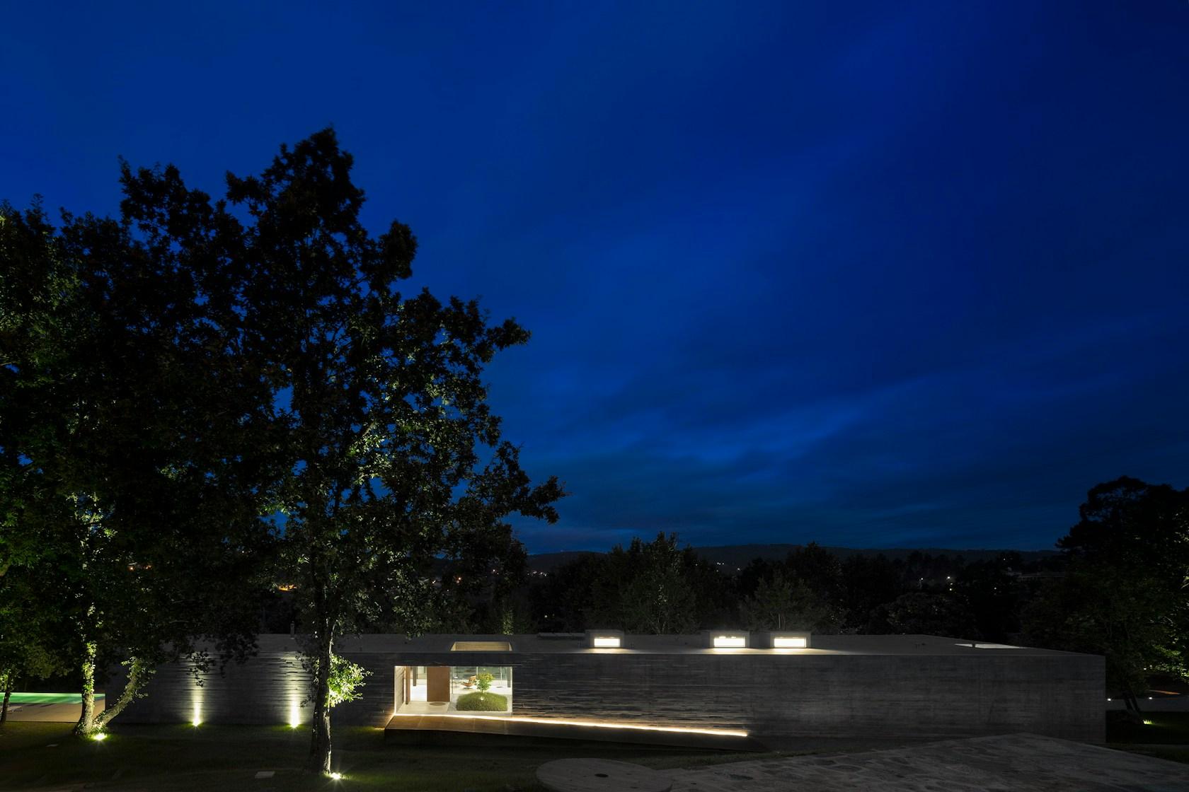 Sambade House - image 52