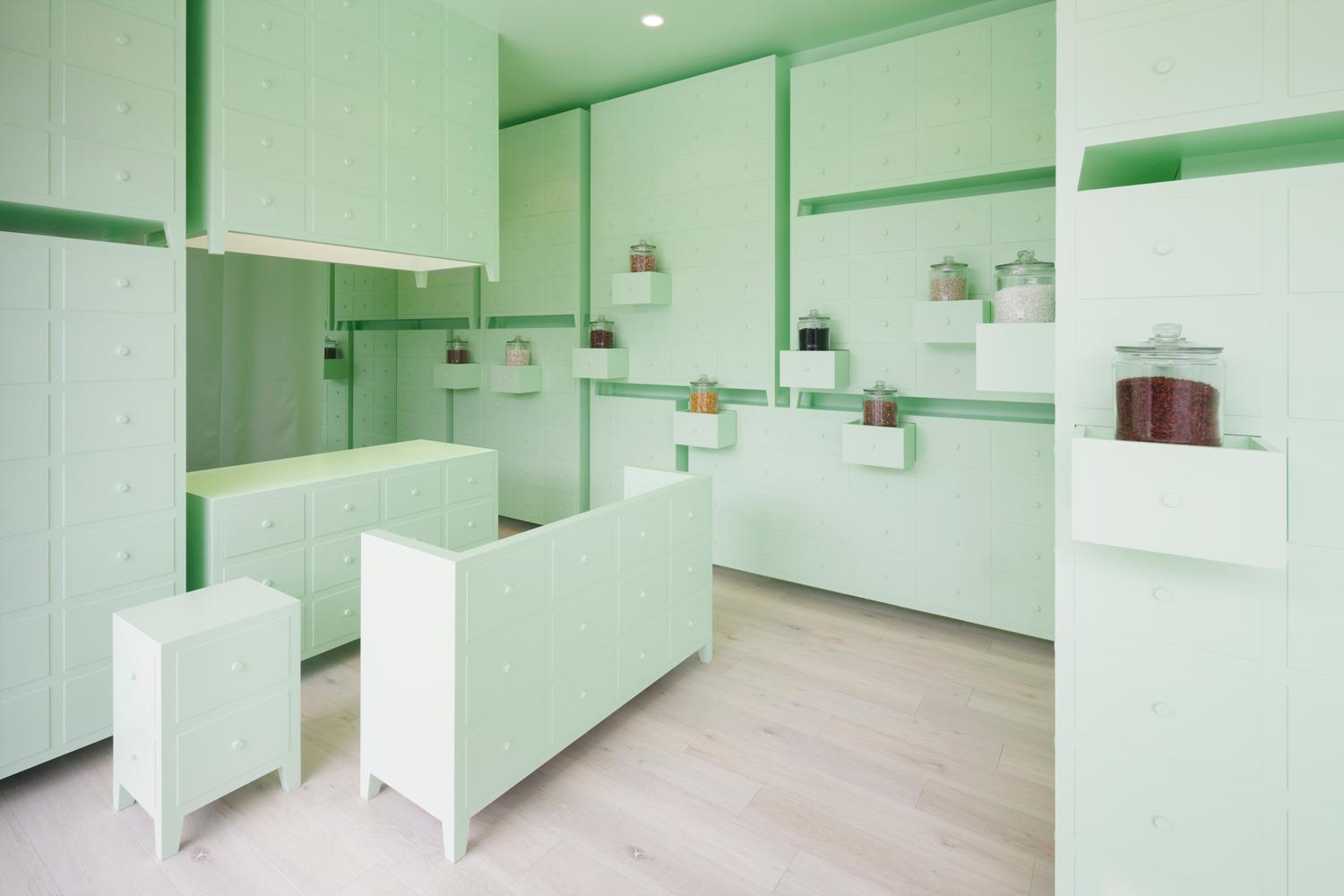 SUMIYOSHIDO kampo lounge, clinic for acupuncture and moxibustion - image 8