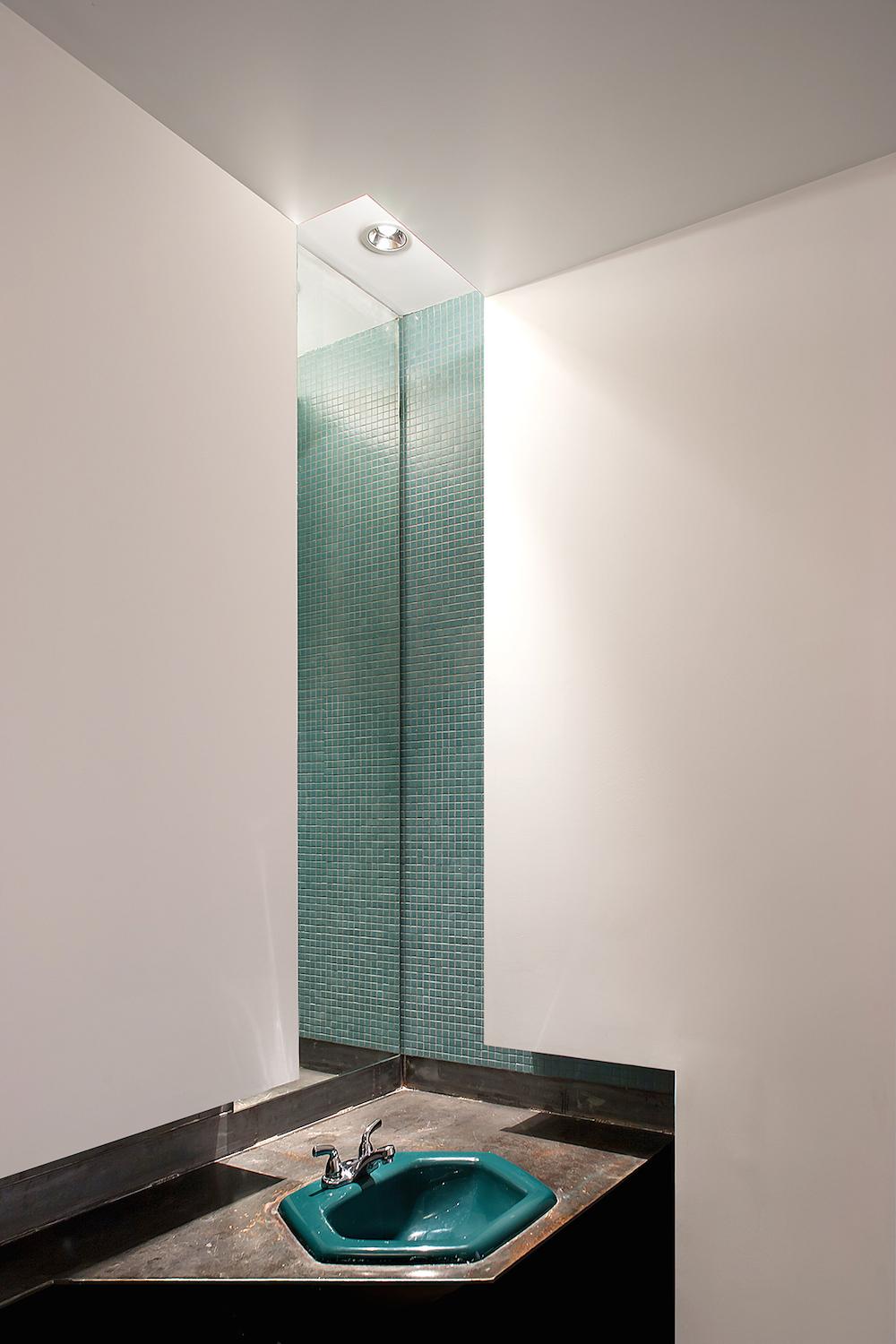 Monte Clark Gallery - image 13