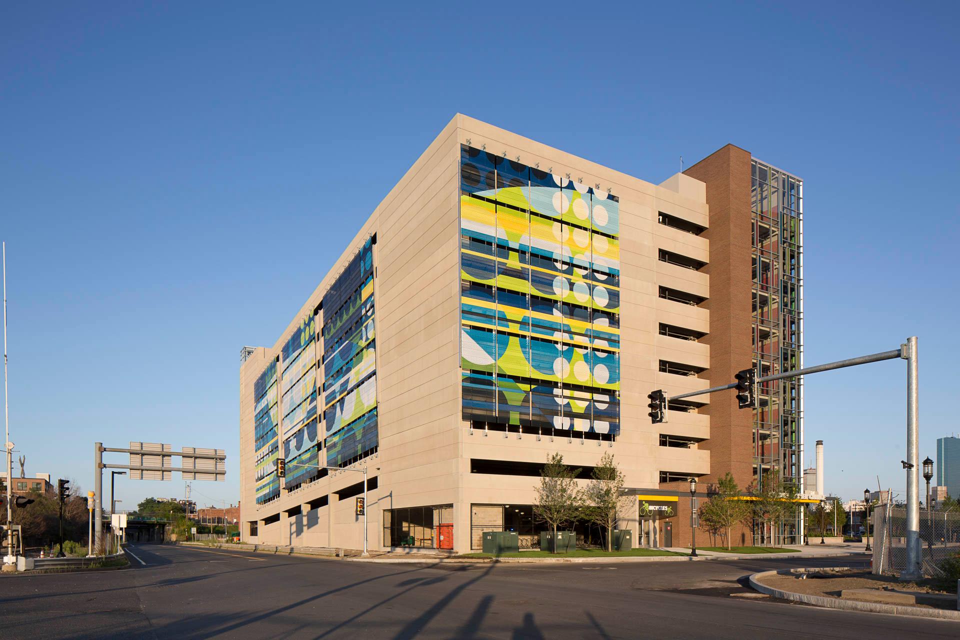 Channel Center Garage - image 9