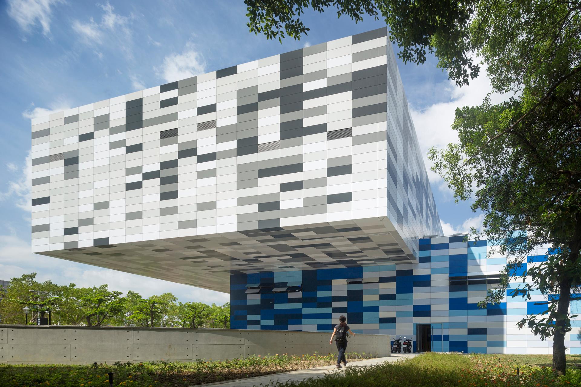 Tucheng Sports Center - image 4