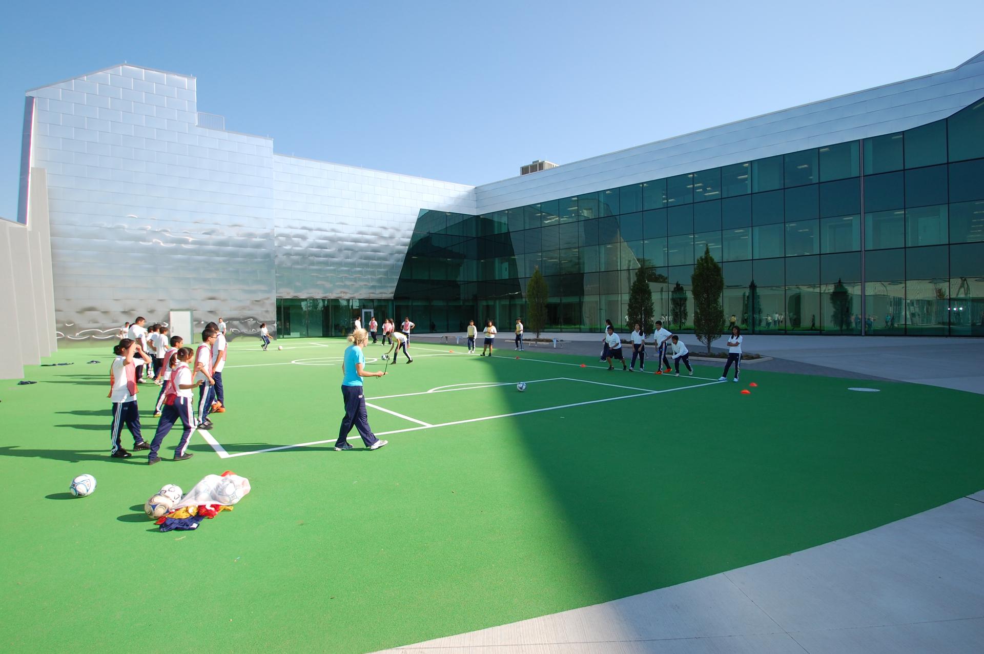 Uno Soccer Academy - image 4