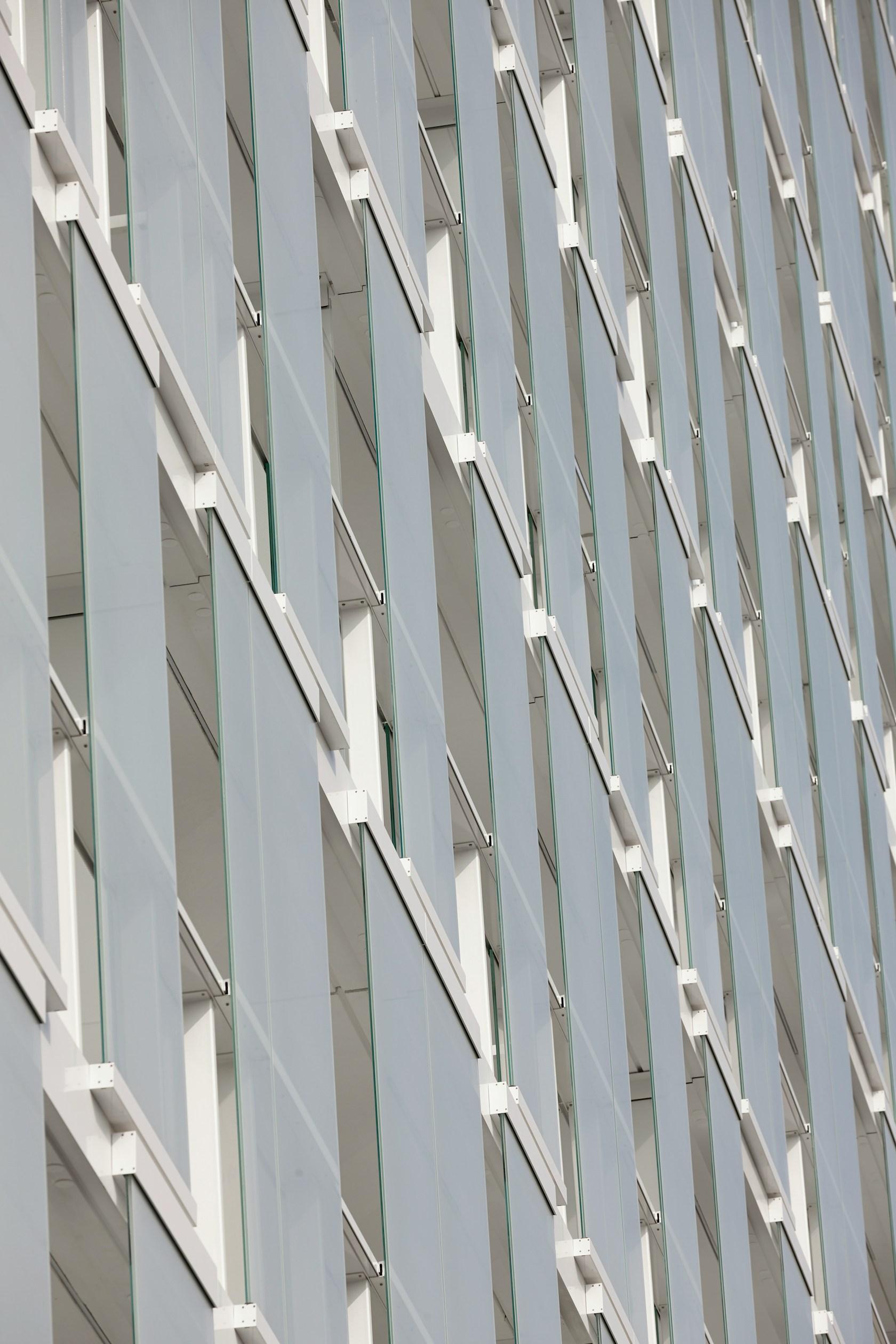 Park Tower - image 22