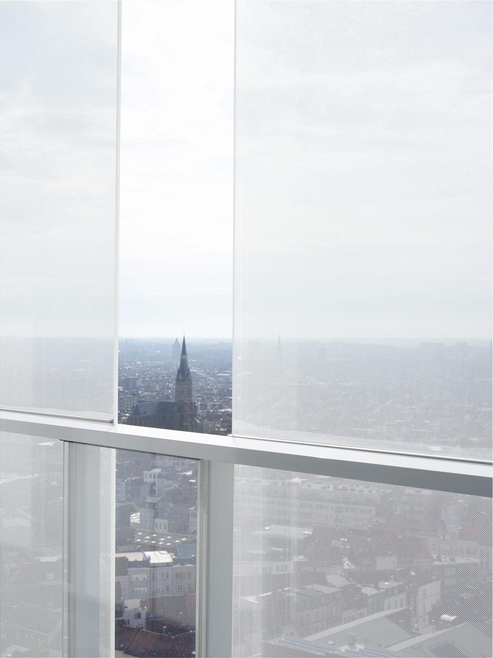 Park Tower - image 10