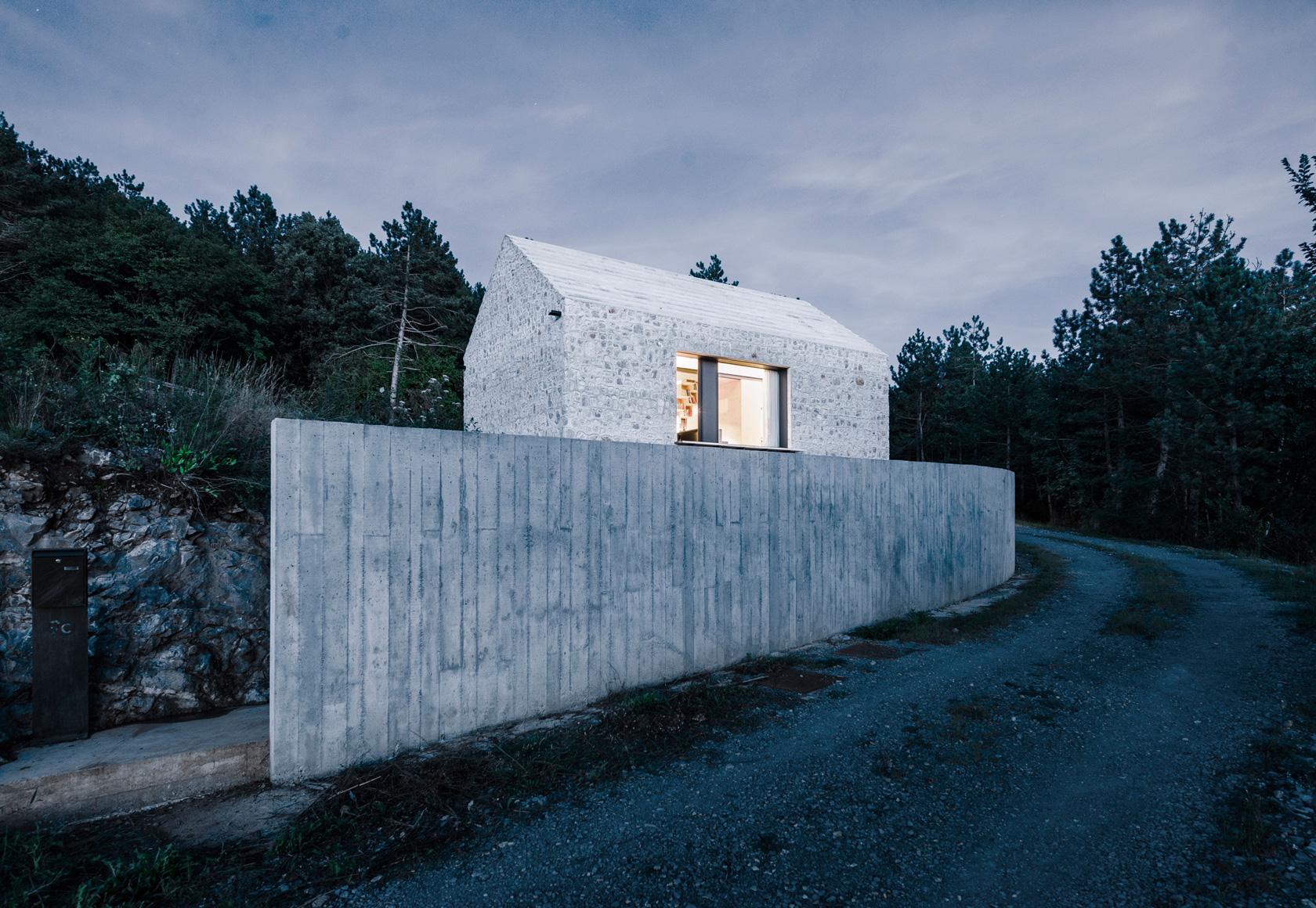 Compact Karst House - image 2