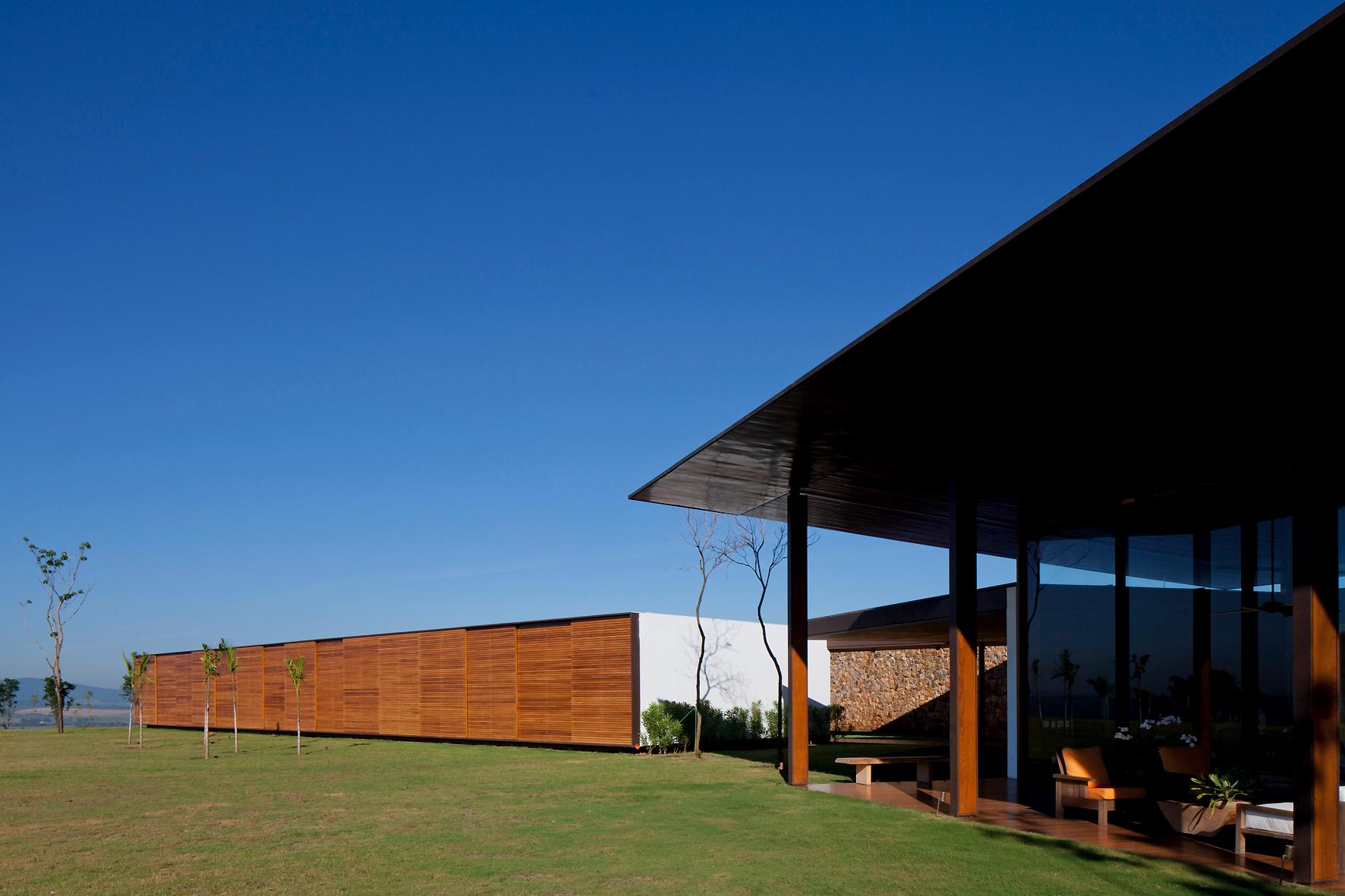 BV House - image 2
