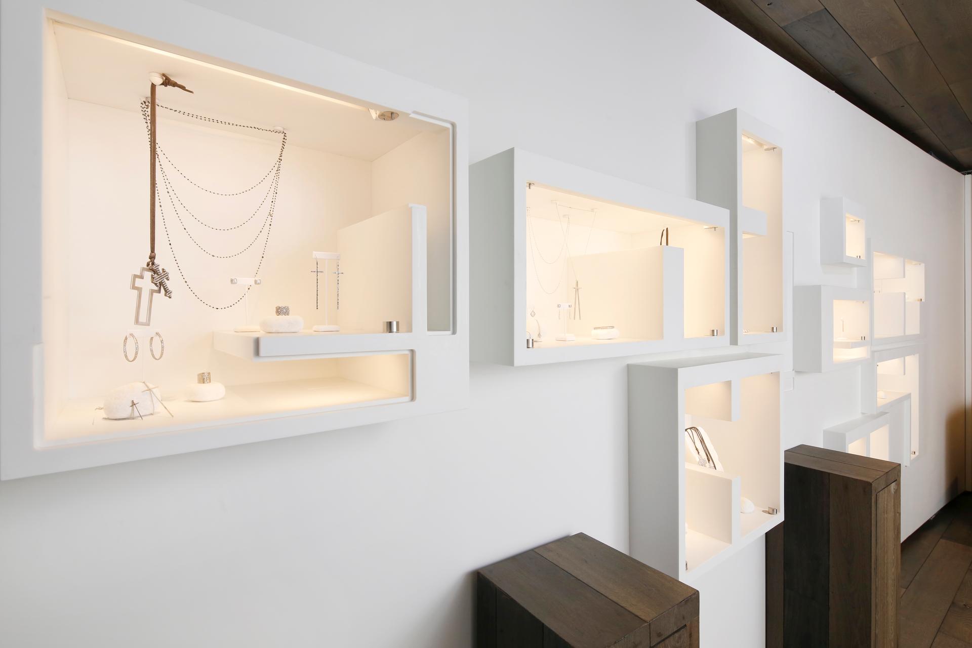LJ Cross Retail Store - image 5
