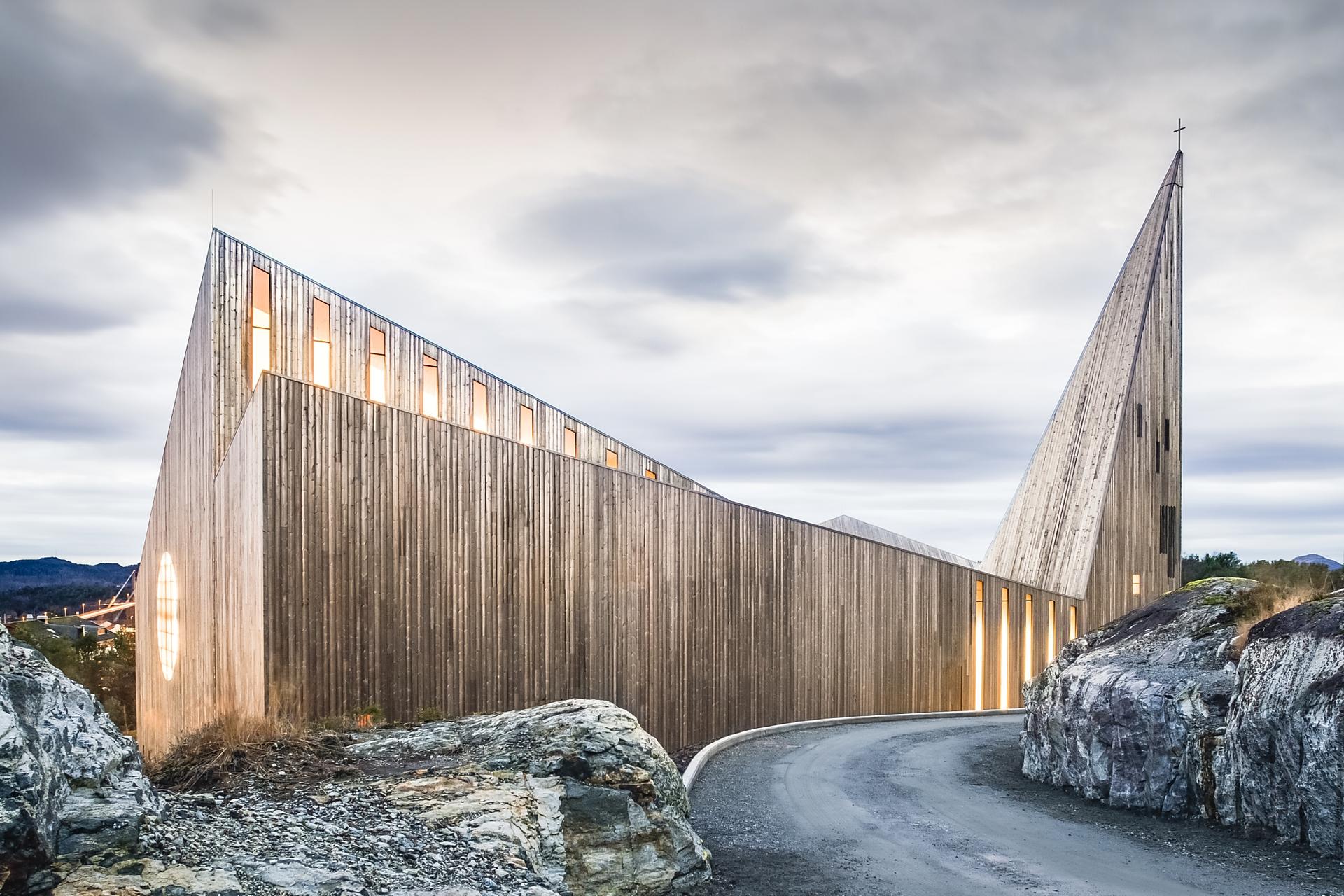 Community Church Knarvik - image 10