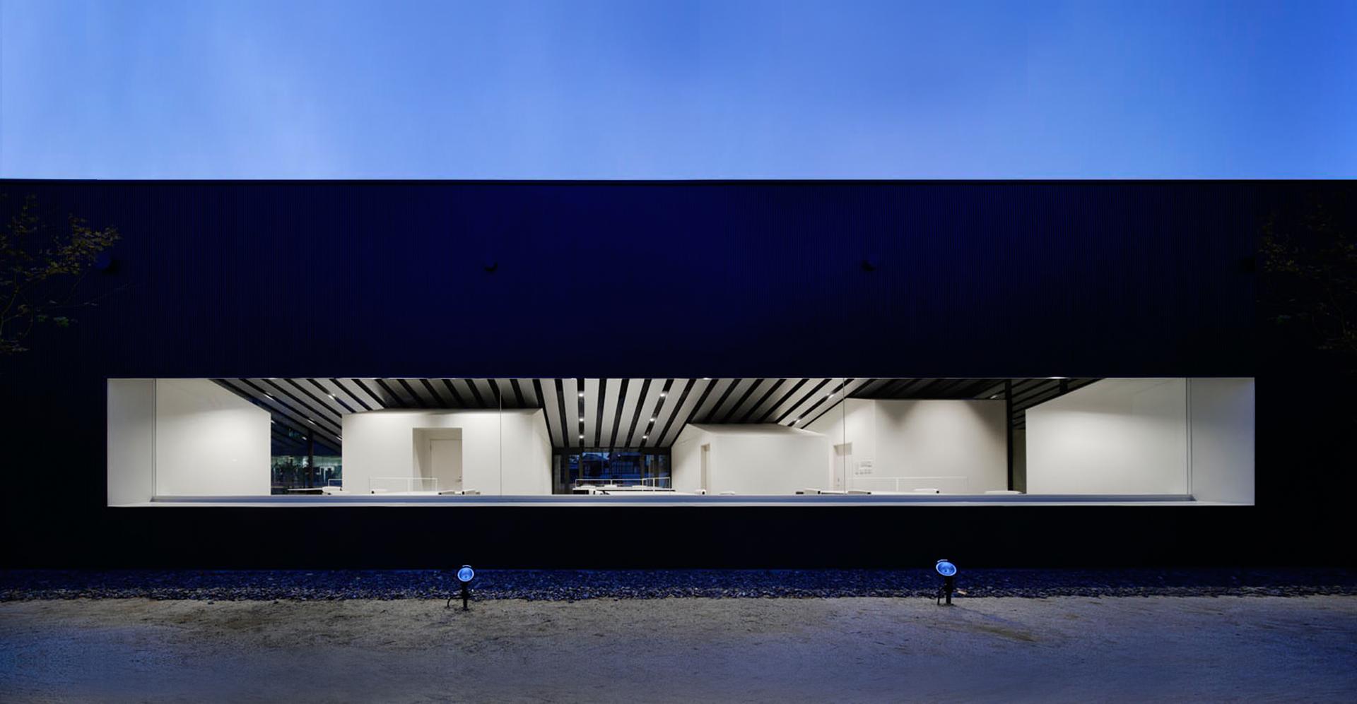 Office in Forest / Aquaplannet headquarters building - image 2