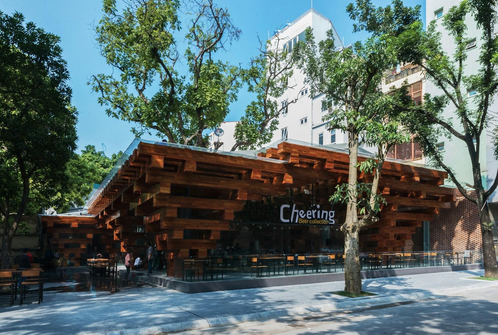 Cheering restaurant - image 13