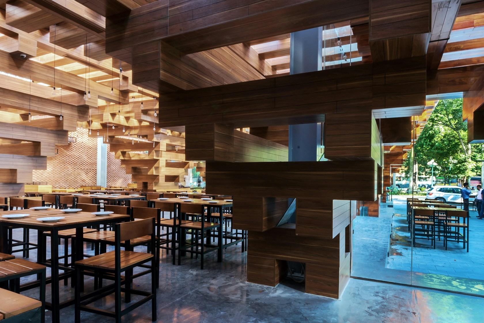 Cheering restaurant - image 4