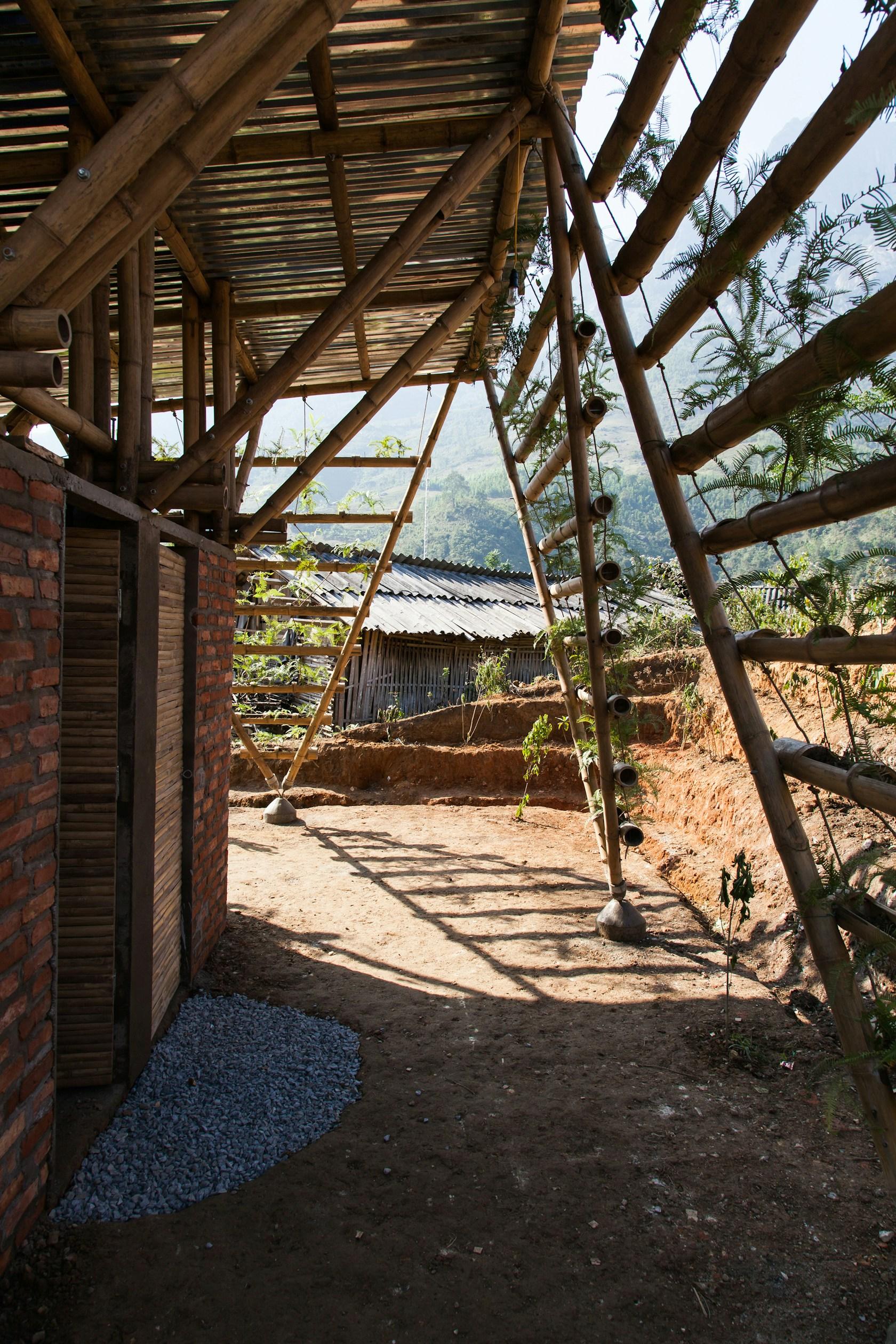 Toigetation - image 4