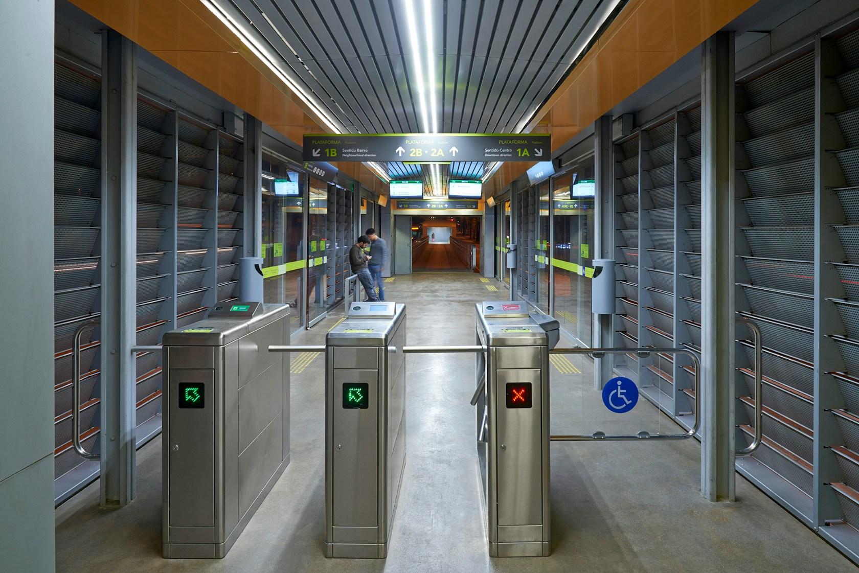 BRT Station - image 6