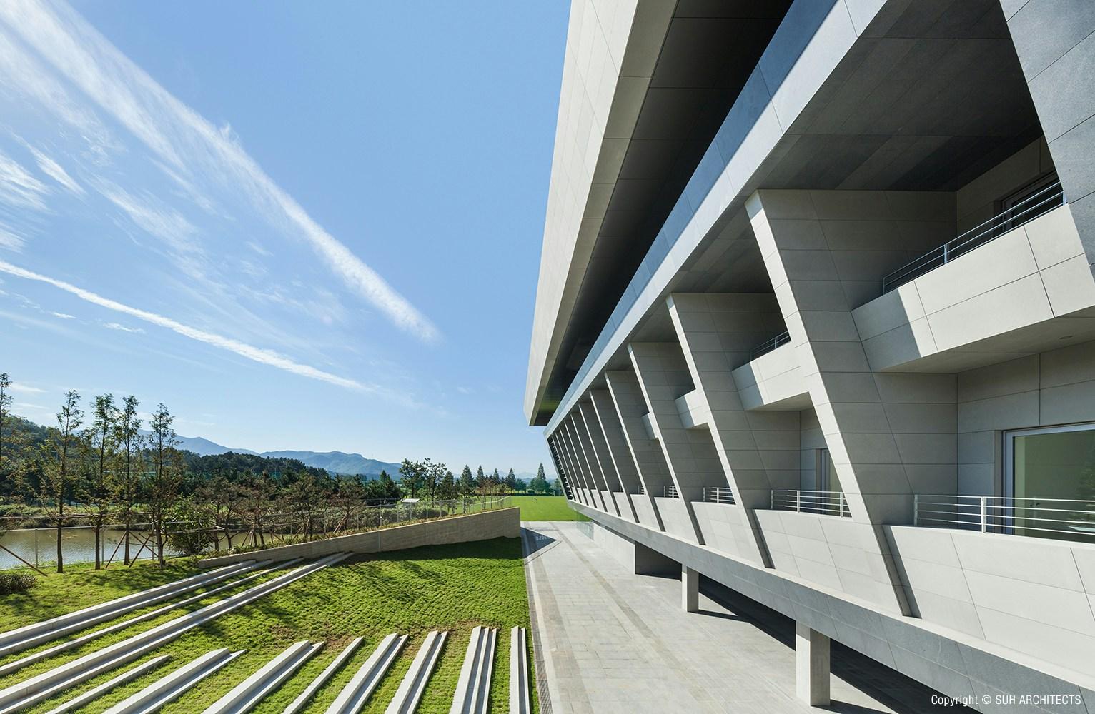 JEONBUK HYUNDAI MOTORS FC CLUBHOUSE - image 2
