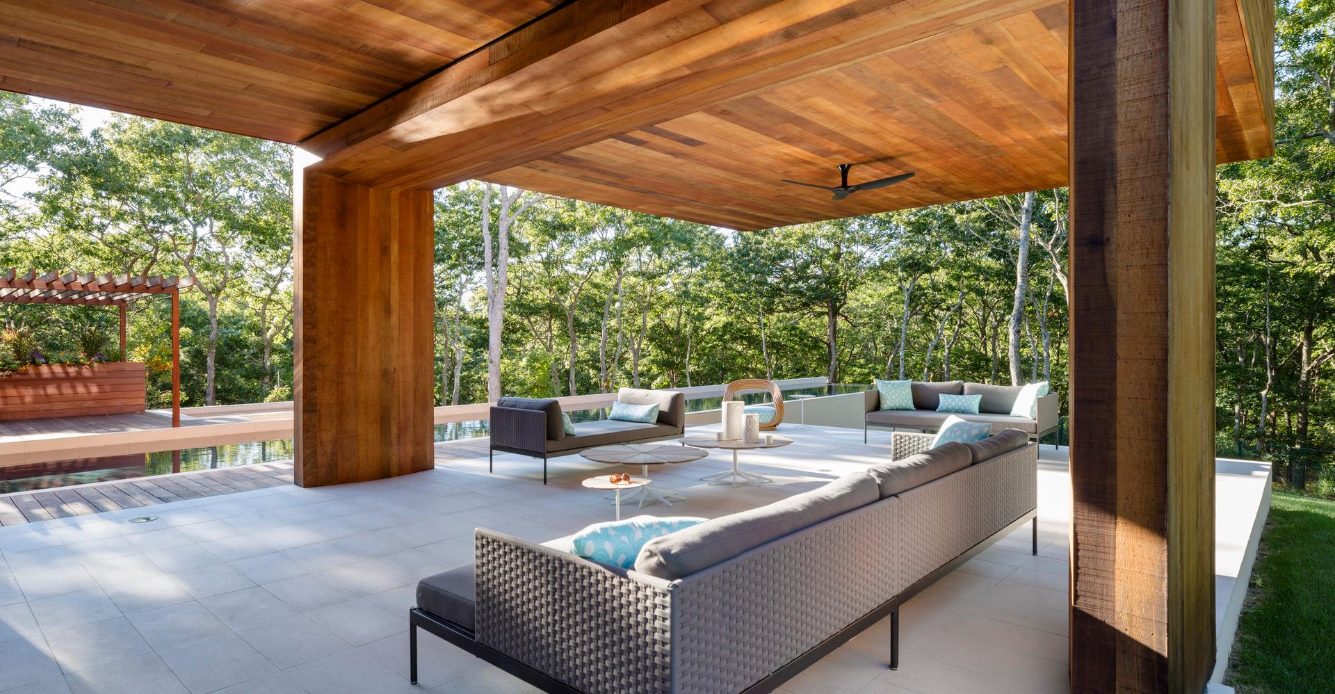 Modern Cabin - image 7