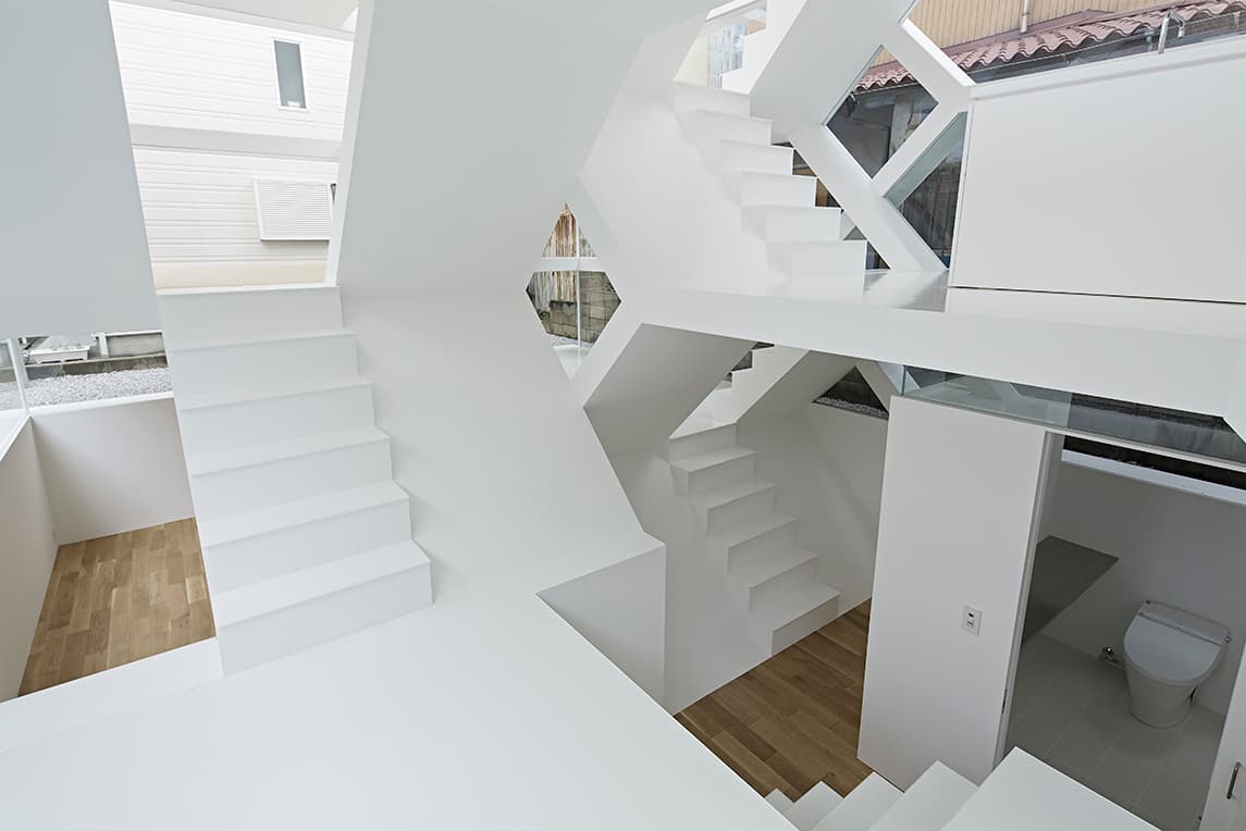 S-House - image 12