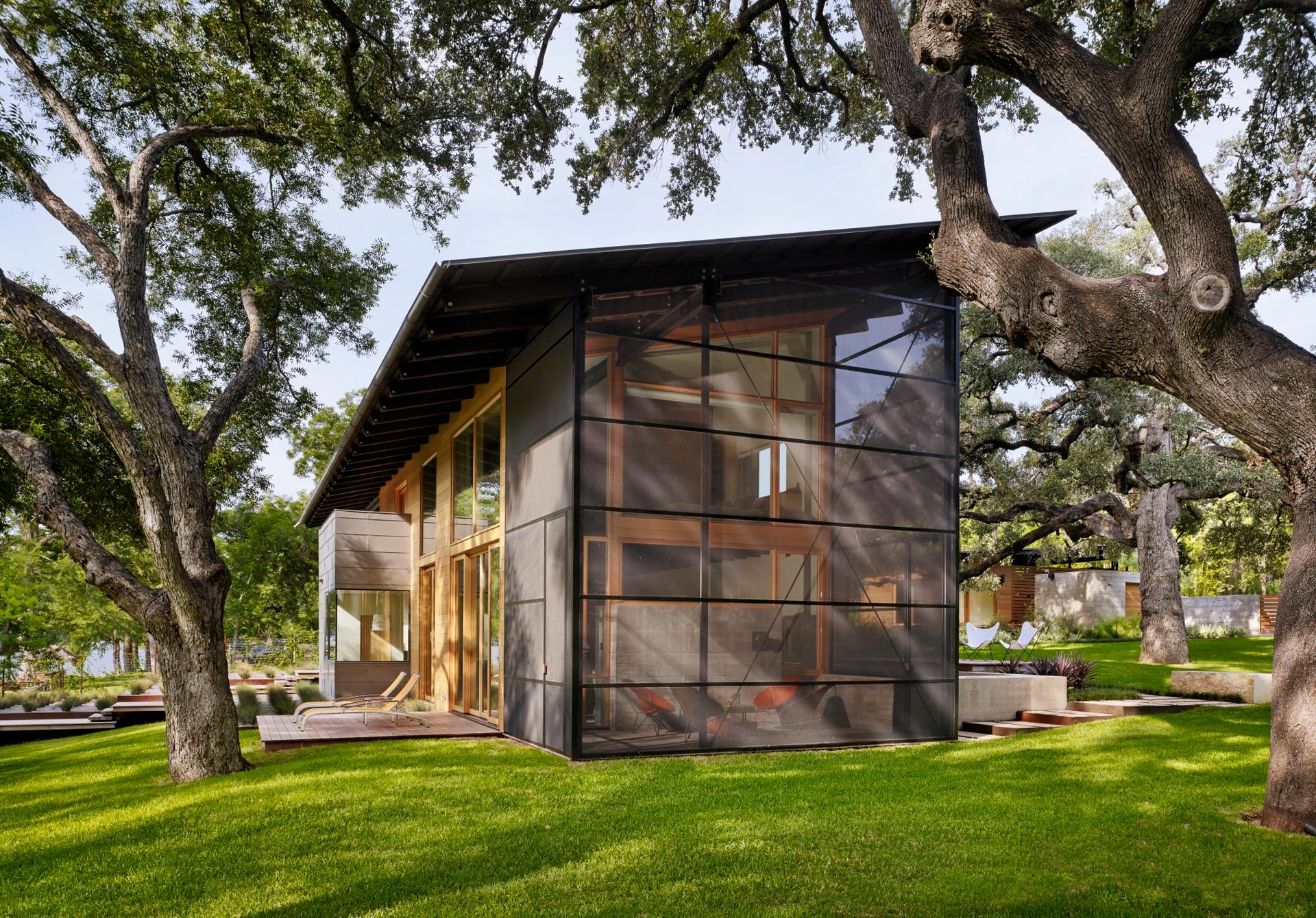 Hog Pen Creek Residence - image 4