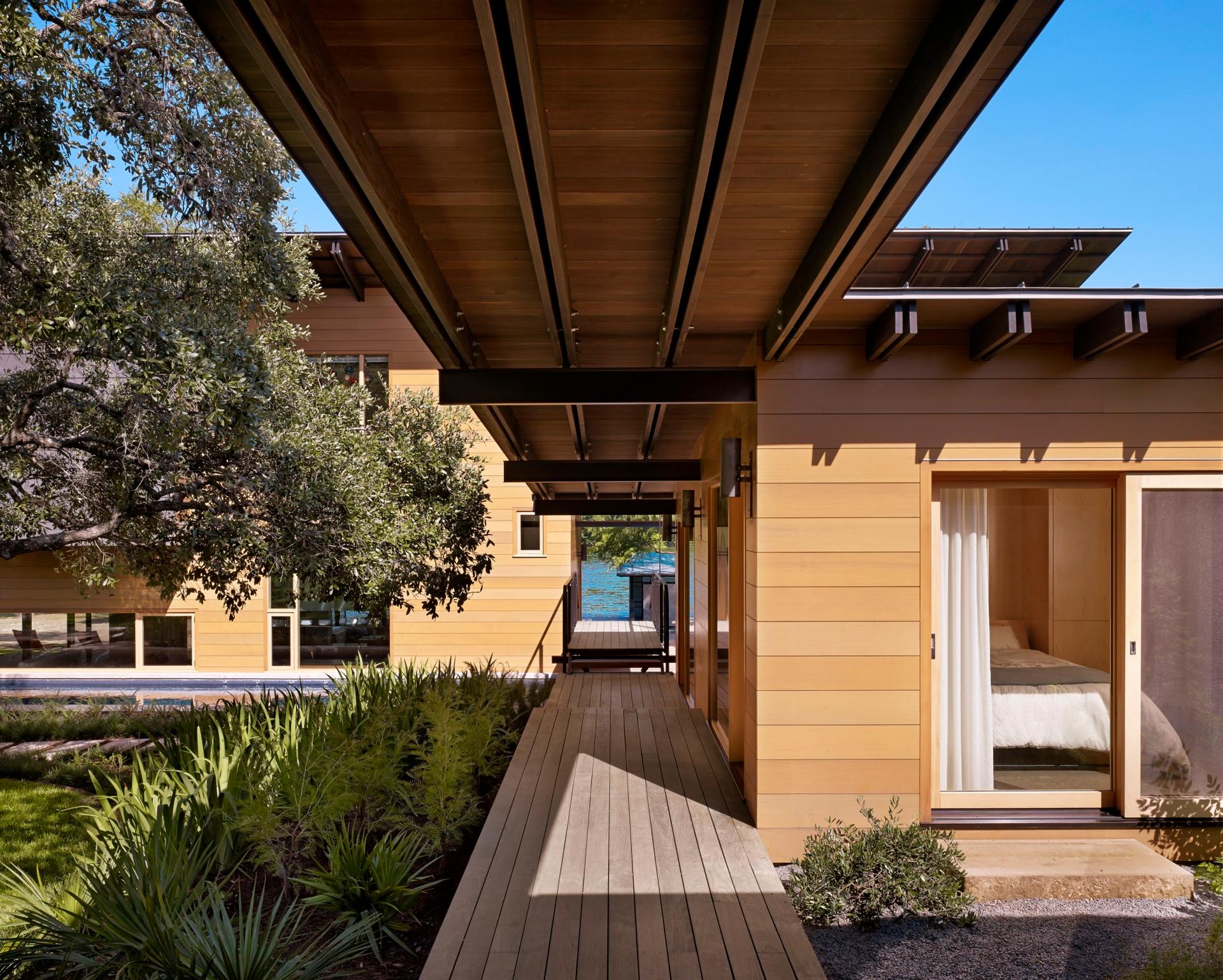 Hog Pen Creek Residence - image 11