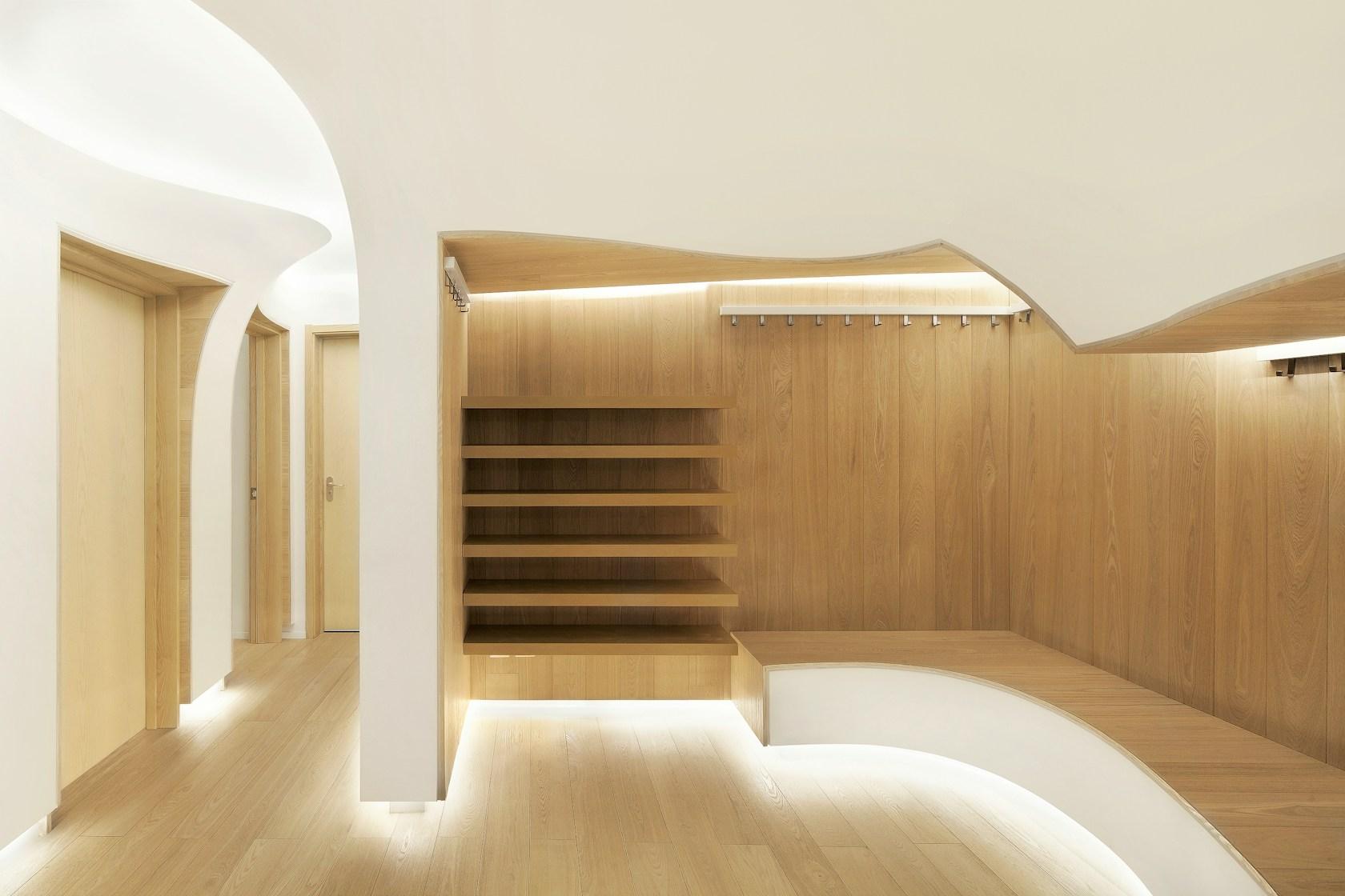 Ice & Snow Apartment - image 3