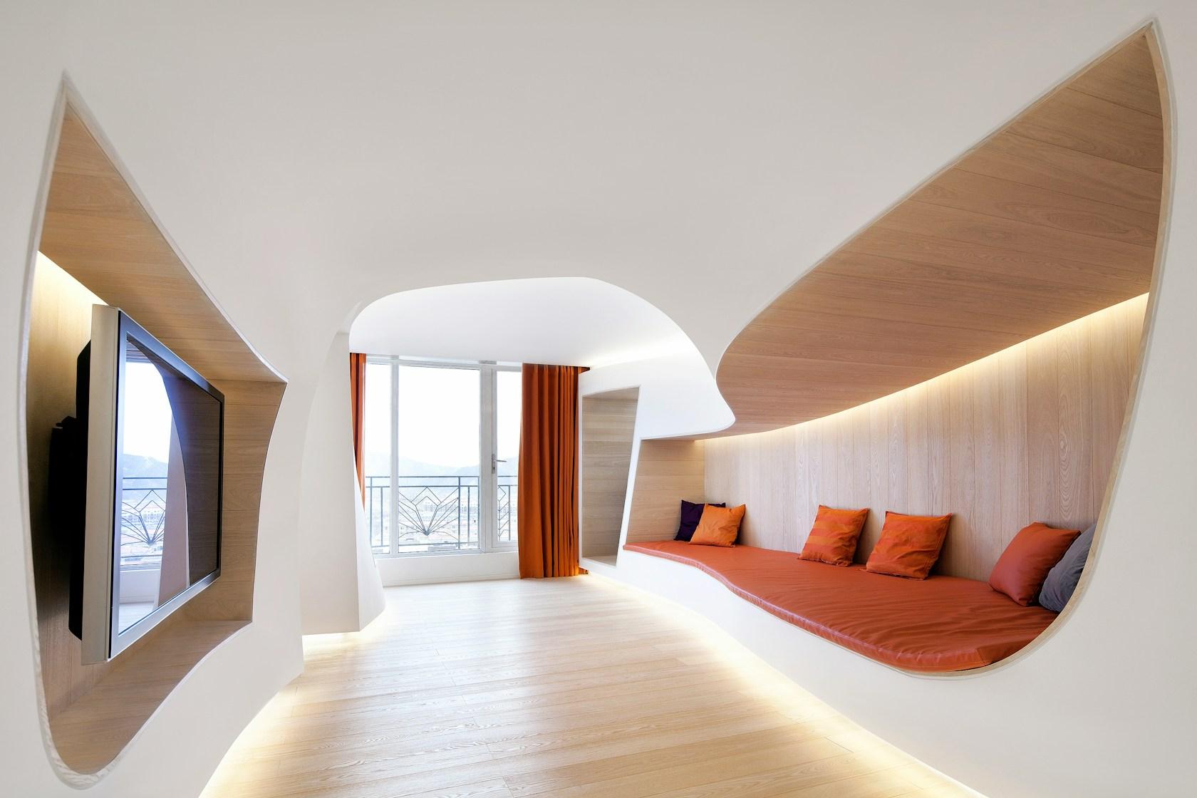 Ice & Snow Apartment - image 2