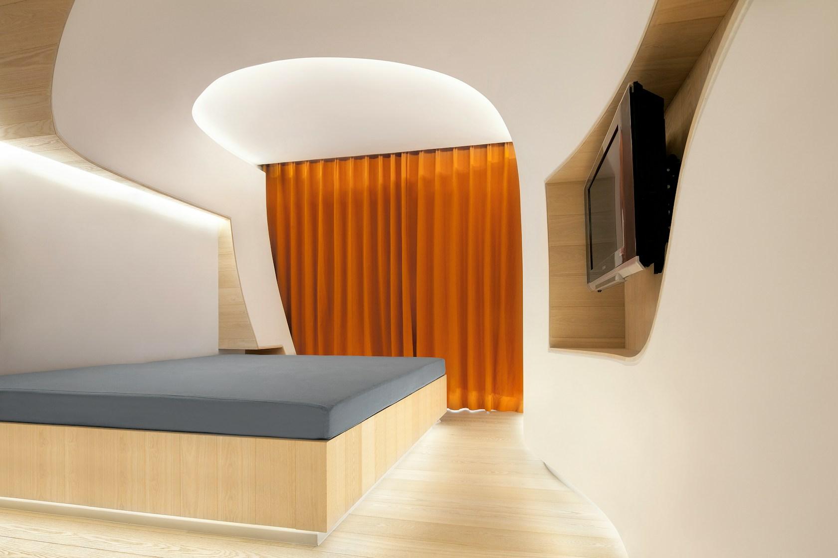 Ice & Snow Apartment - image 7