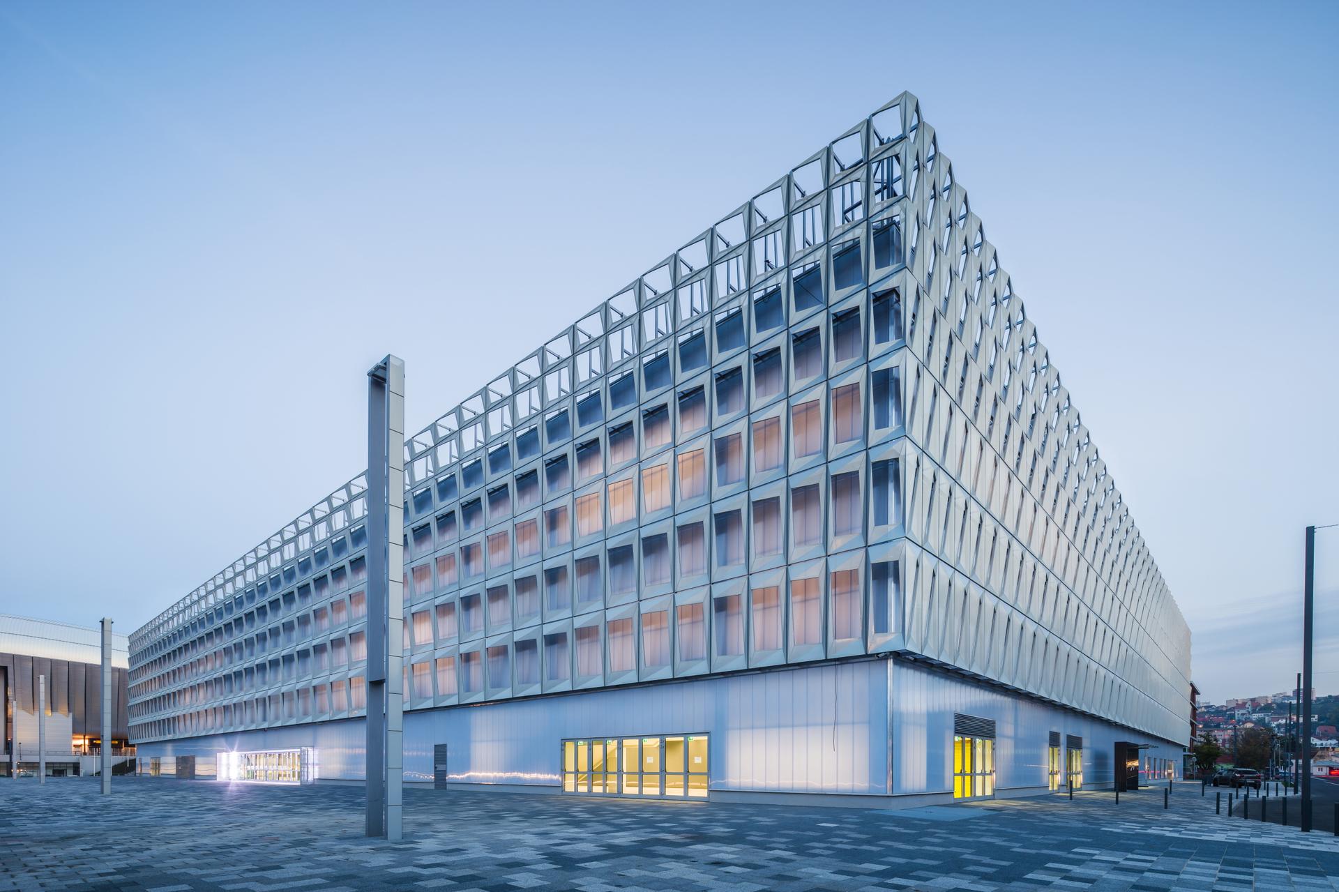 Multifunctional Sports Hall Cluj-Napoca - image 3