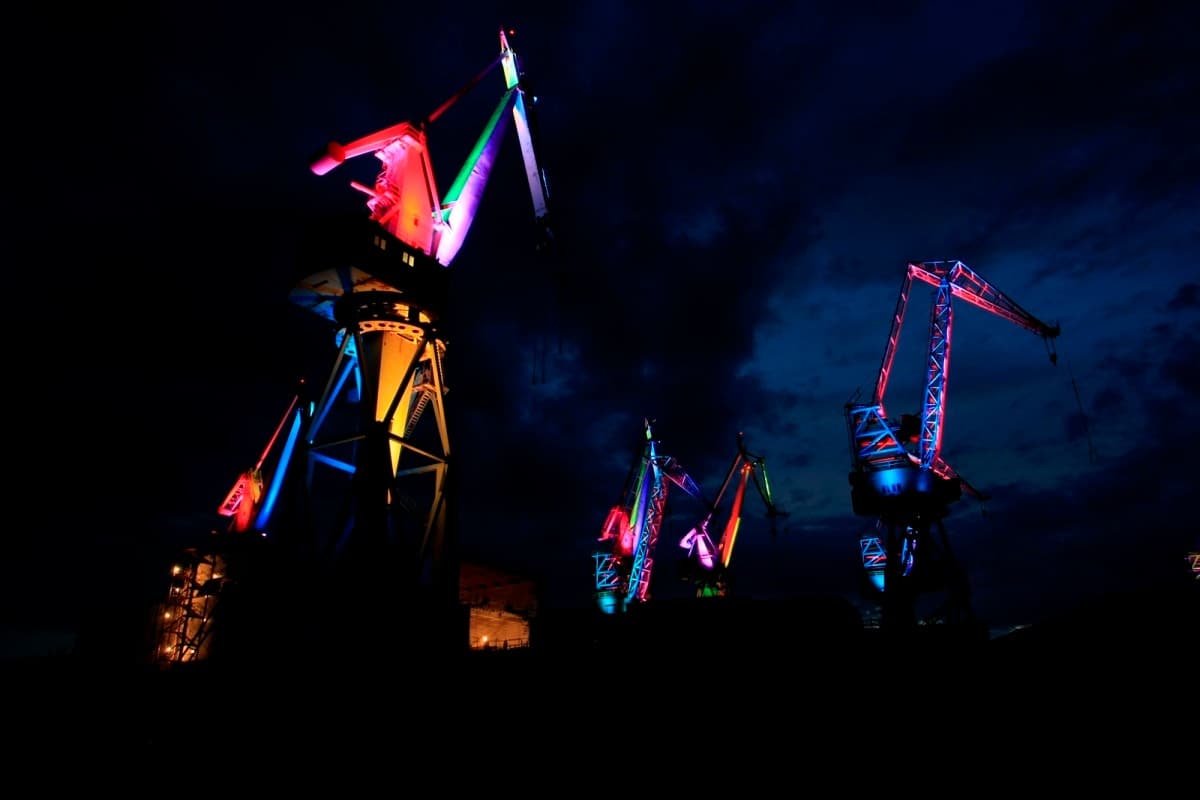 Shipyard Cranes Lighting Giants - image 4