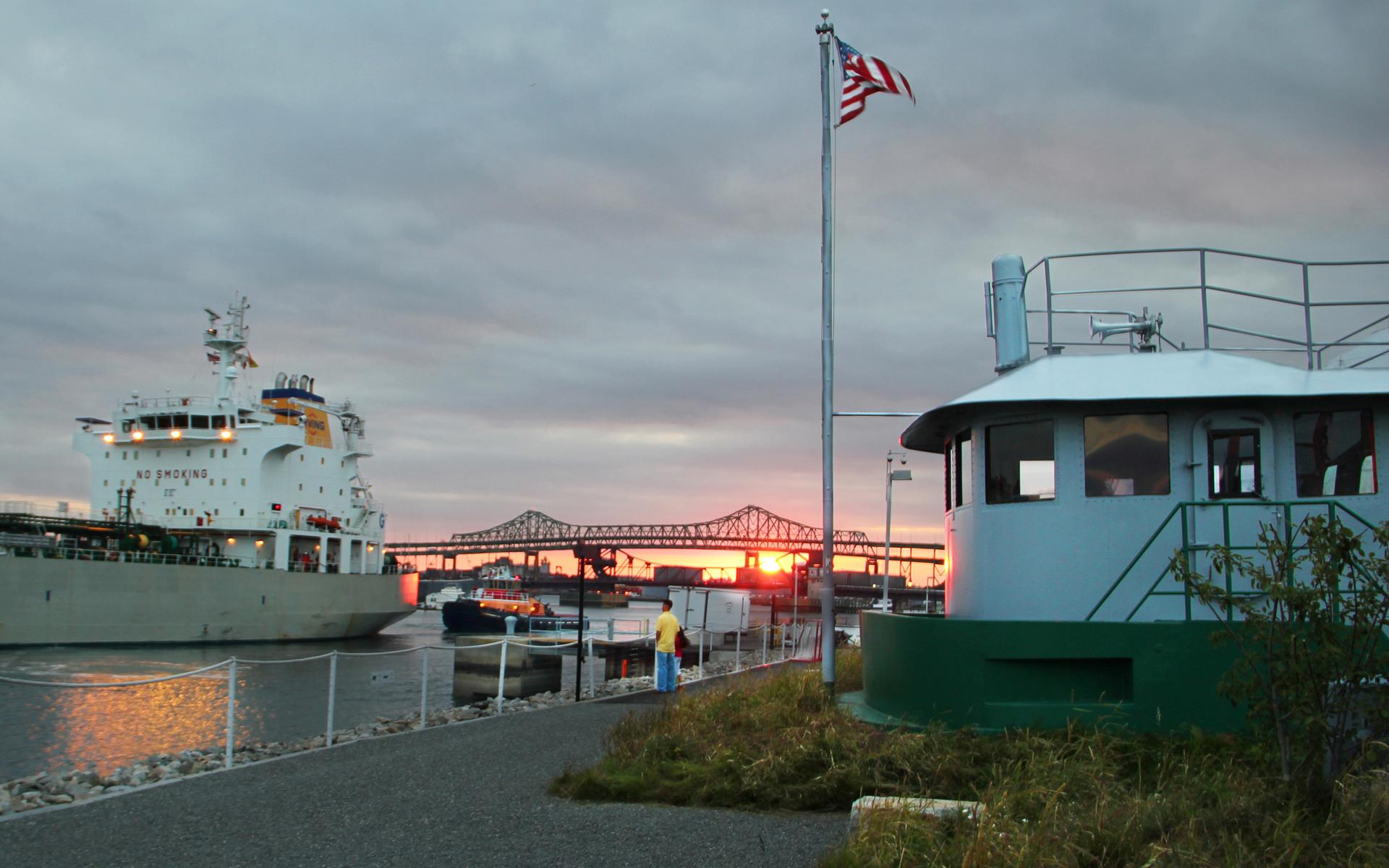 the PORT - image 8
