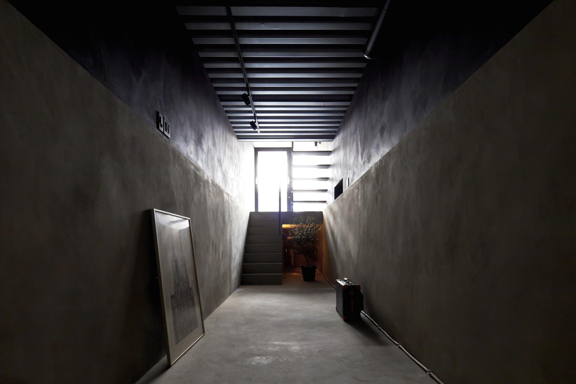 1.8-M Width House - image 9