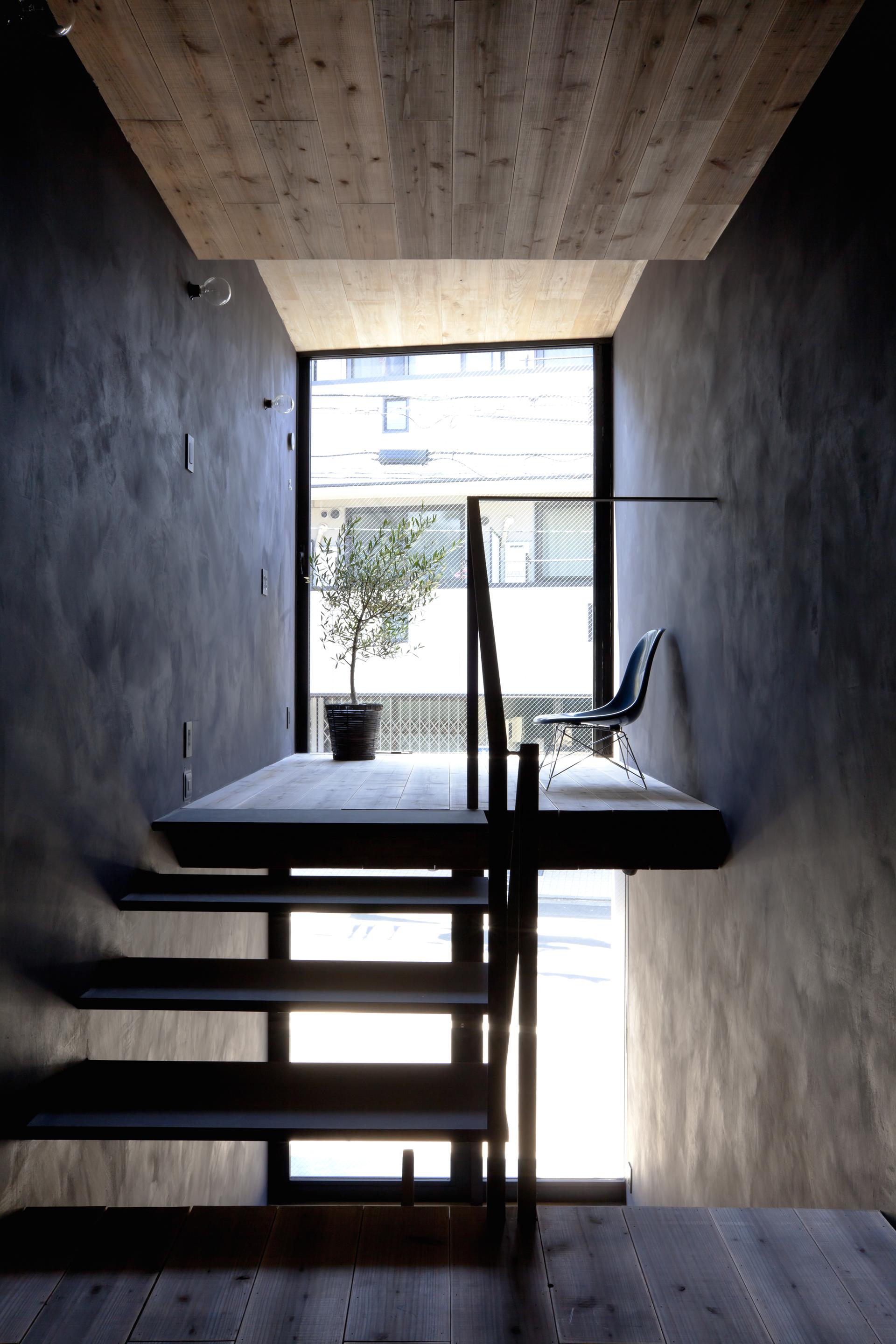 1.8-M Width House - image 8